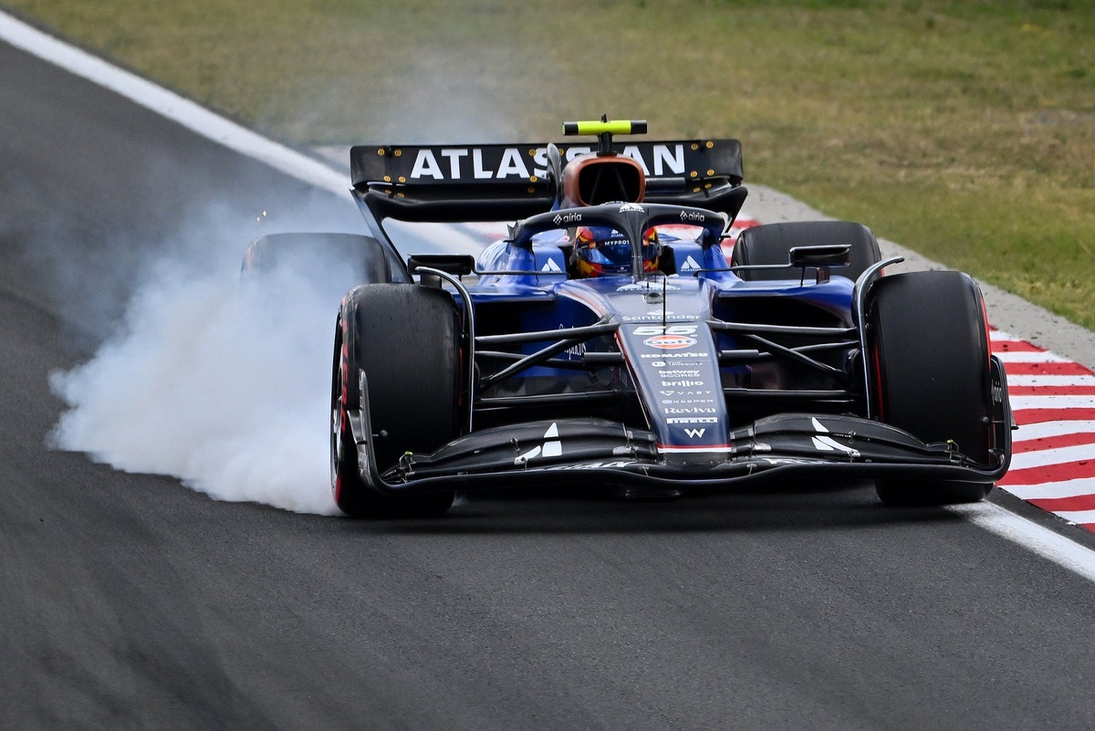 Sainz: “Mercedes motoru sürüşümü tamamen değiştirdi”