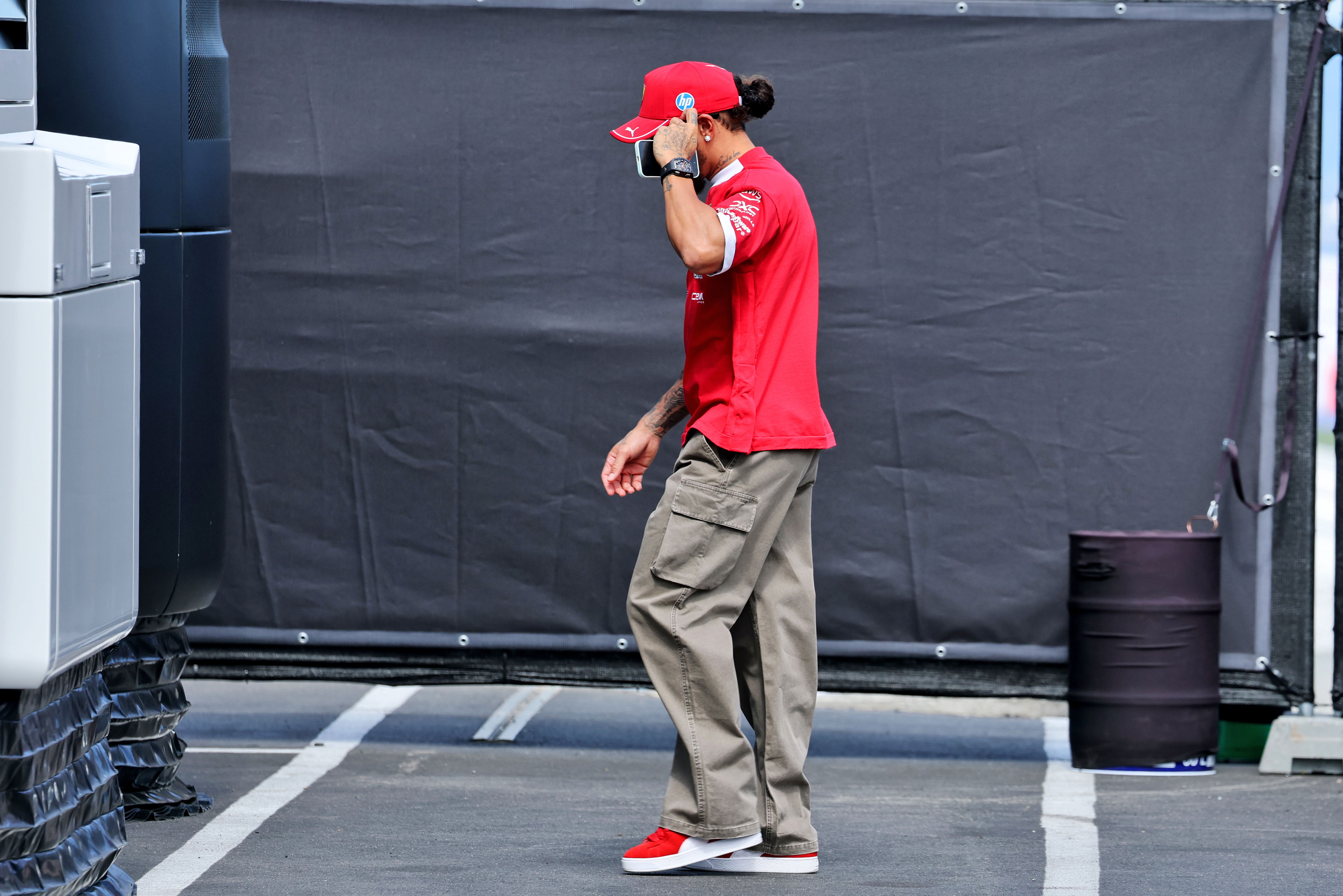 Lewis Hamilton told he must make “radical” change to resurrect F1 career