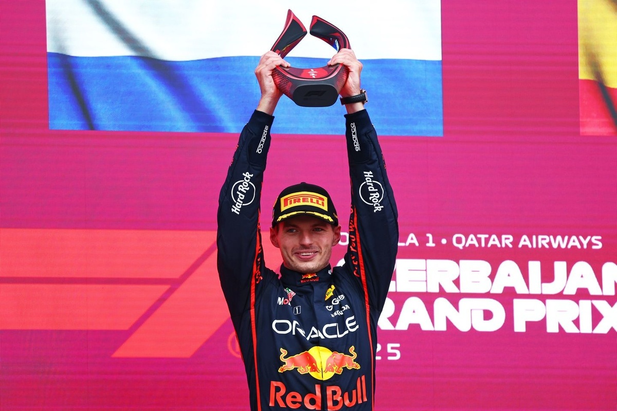 2025 Azerbaycan GP: Verstappen kazandı, Russell ve Sainz podyumda!