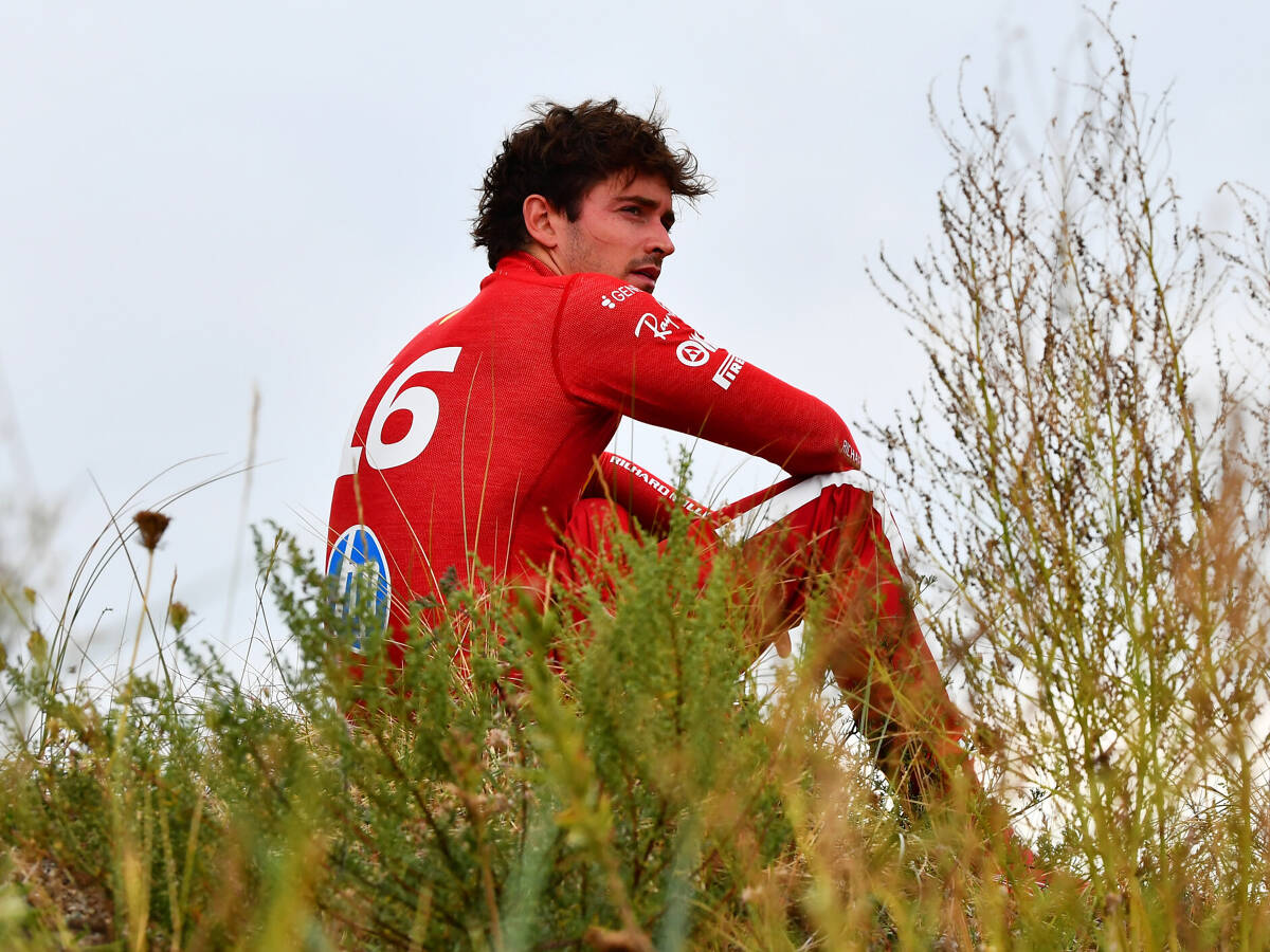 Zweiter Stopp: Hat Ferraris Strategie Charles Leclerc in den Crash getrieben?