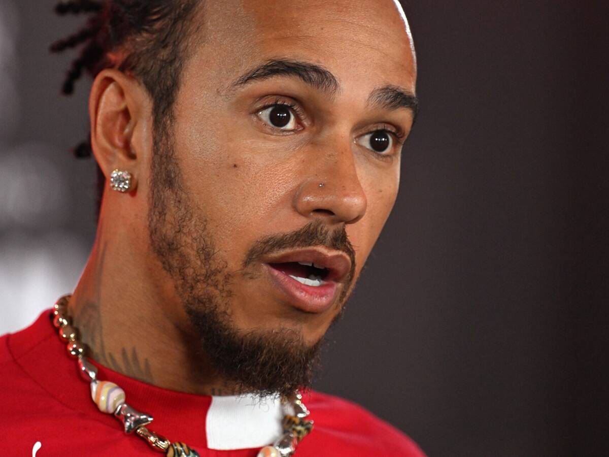 Ein “Ja” genügt: Wird in der Formel 1 2026 alles anders für Lewis Hamilton?