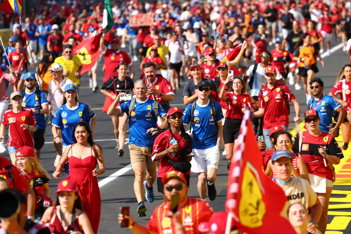 Ferrari: “Monza’da tifosiye podyum armağan edememek çok üzücü”