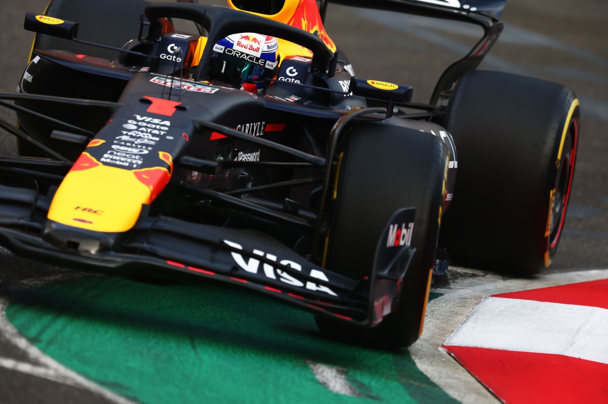 Verstappen, C6 lastiği eleştirdi: “Pirelli bunu evde bırakmalıydı!”