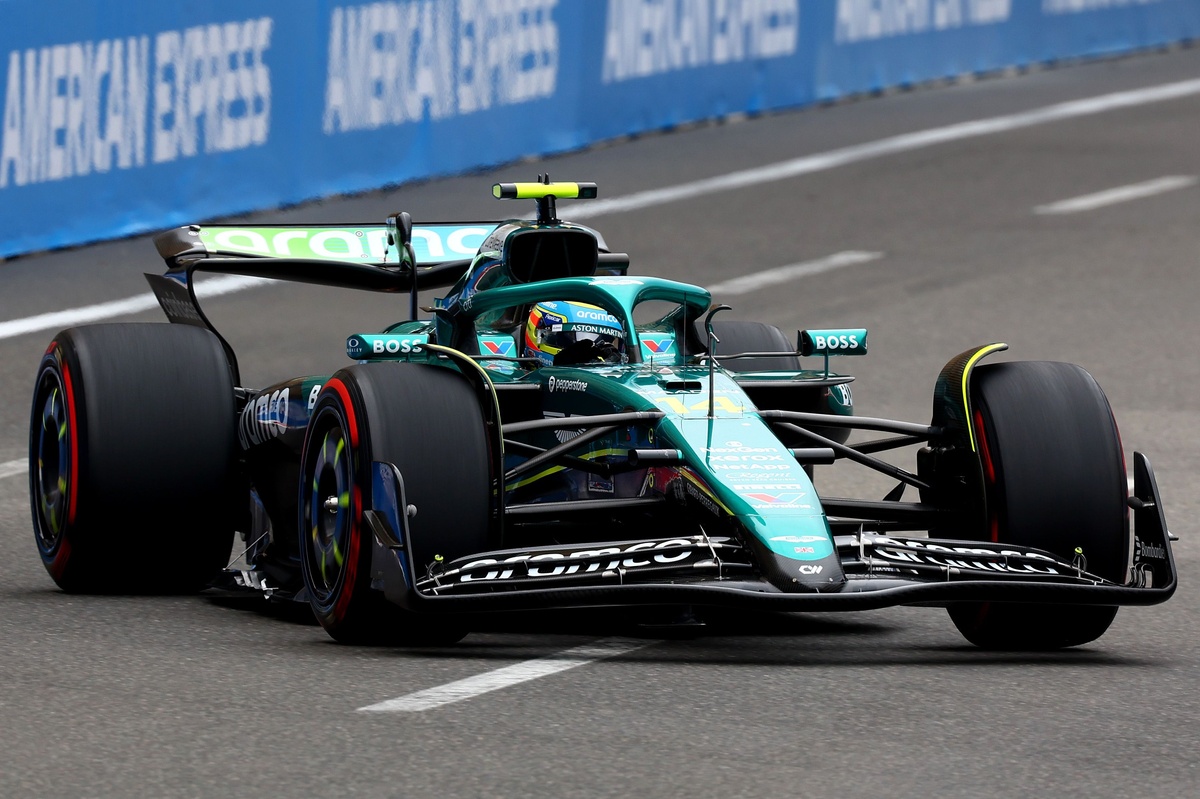 2025 Singapur Yarış 1. antrenman: Alonso lider, Leclerc ve Verstappen takipte