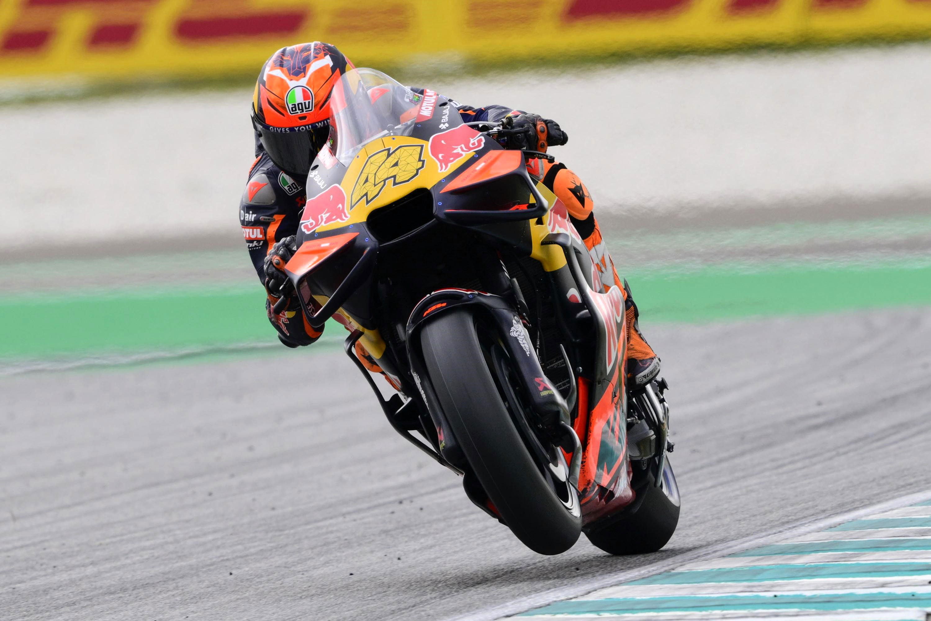 Pol Espargaro “was begging for more rain!” in Malaysian MotoGP practice Pol Espargaro “was begging for more rain!” in Malaysian MotoGP practice