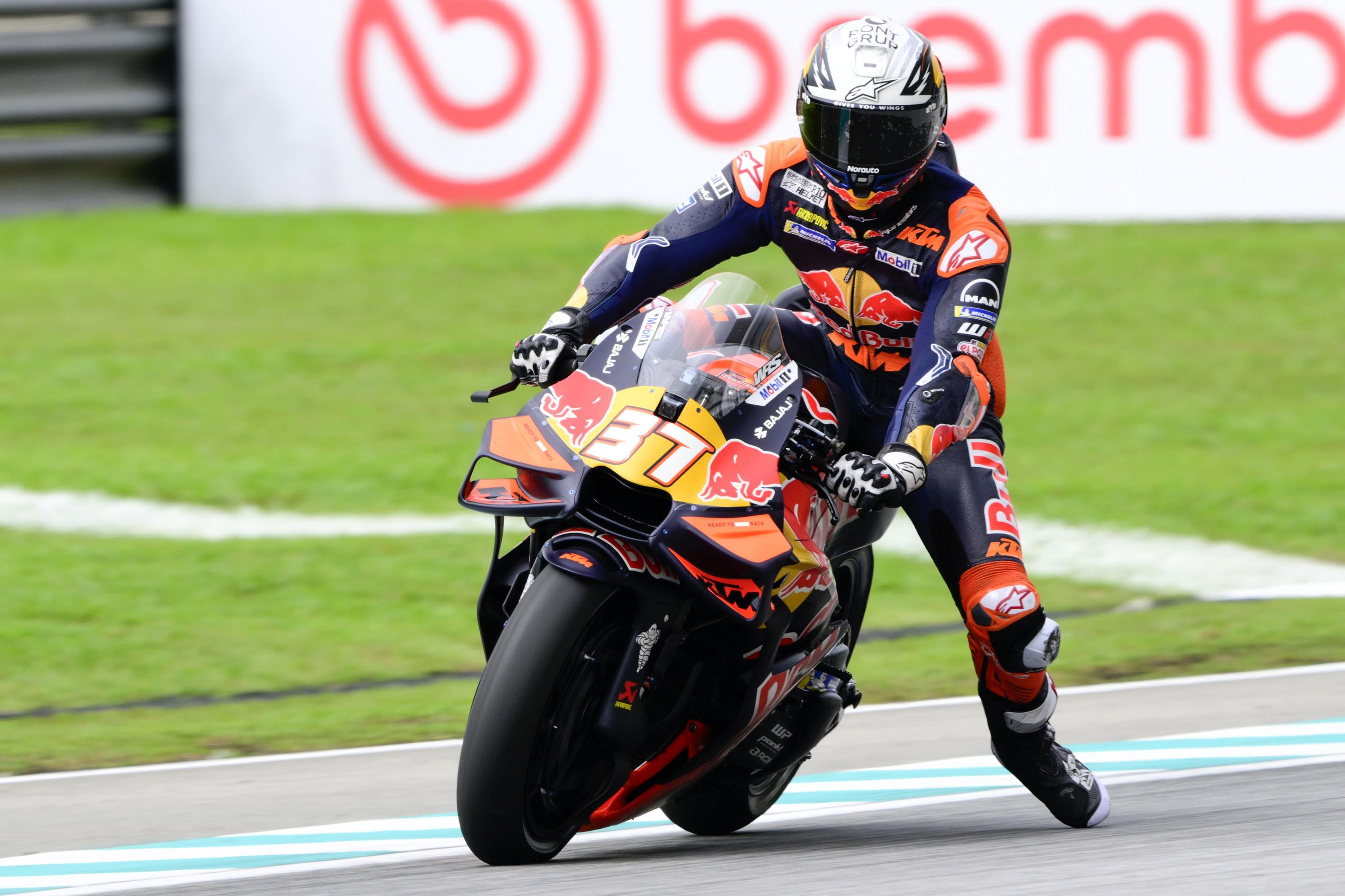 Pedro Acosta punished for breaking MotoGP’s new qualifying restart rule Pedro Acosta punished for breaking MotoGP’s new qualifying restart rule