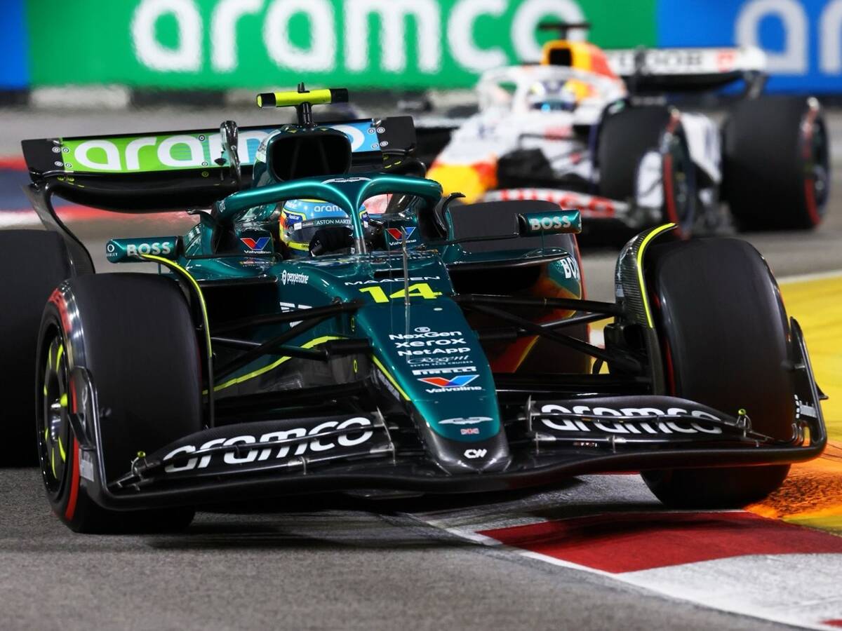 Alonso vs. Hadjar: Wortgefecht nach hitzigem Duell in Singapur