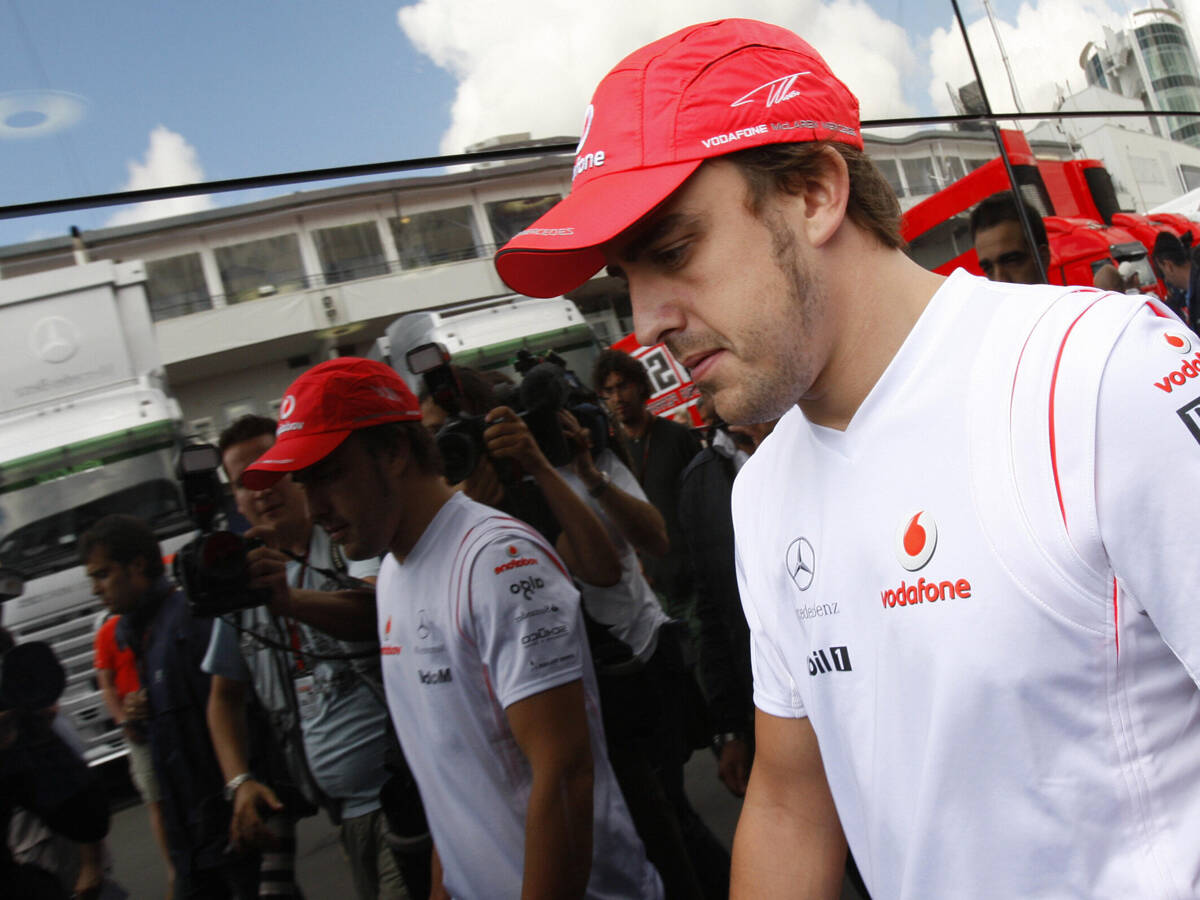 Welche nette Geste von Fernando Alonso seinen Mechanikern fast den Job kostete