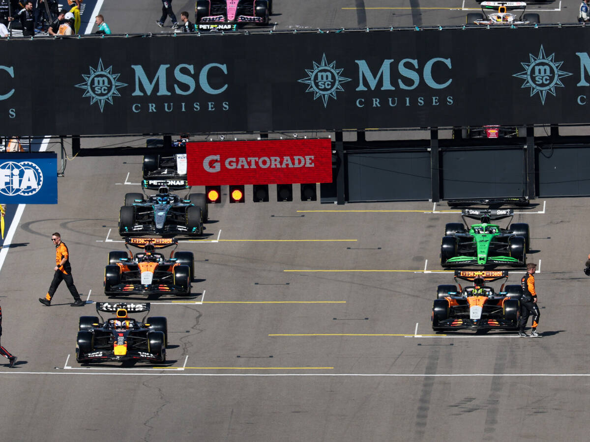 “Außer Kontrolle geraten”: Red Bull und McLaren über “Tape-Gate” “Außer Kontrolle geraten”: Red Bull und McLaren über “Tape-Gate”