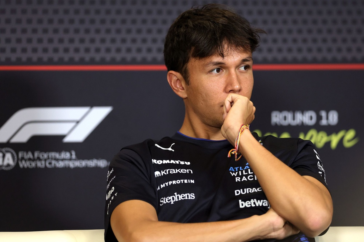 Albon: “Singapur’da zorluklar var fakat puan alabiliriz”