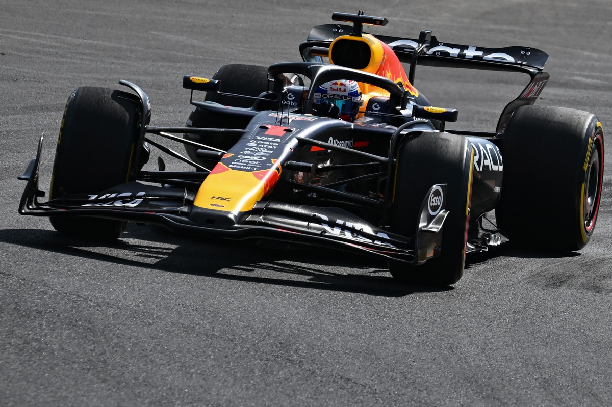Esnek kanatlar geri döndü: Mercedes ve Red Bull tekrardan fark yaratıyor