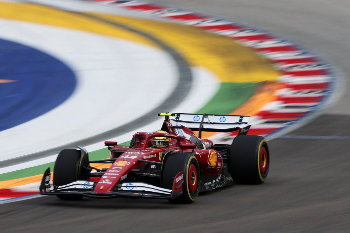 Ferrari takım içindeki sorunları çözmekte zorlanıyor