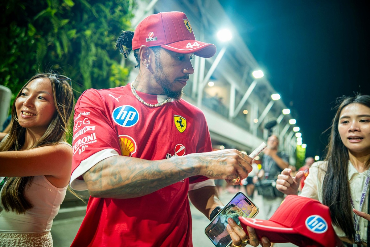 Hakkinen: “Aracın Hamilton’ın sürüş stiline uyması 4-5 sezon sürebilir”