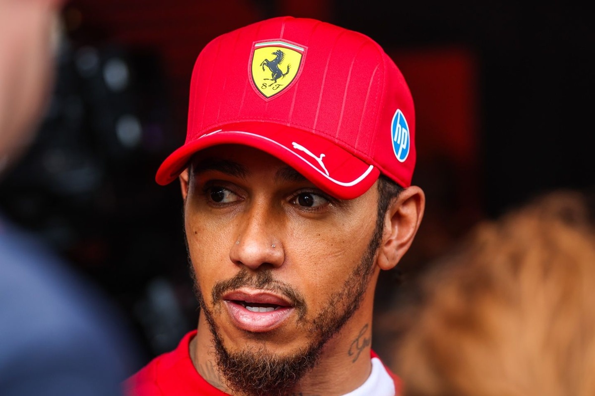 Hamilton: “Aracımız rakiplerin seviyesinde değil”