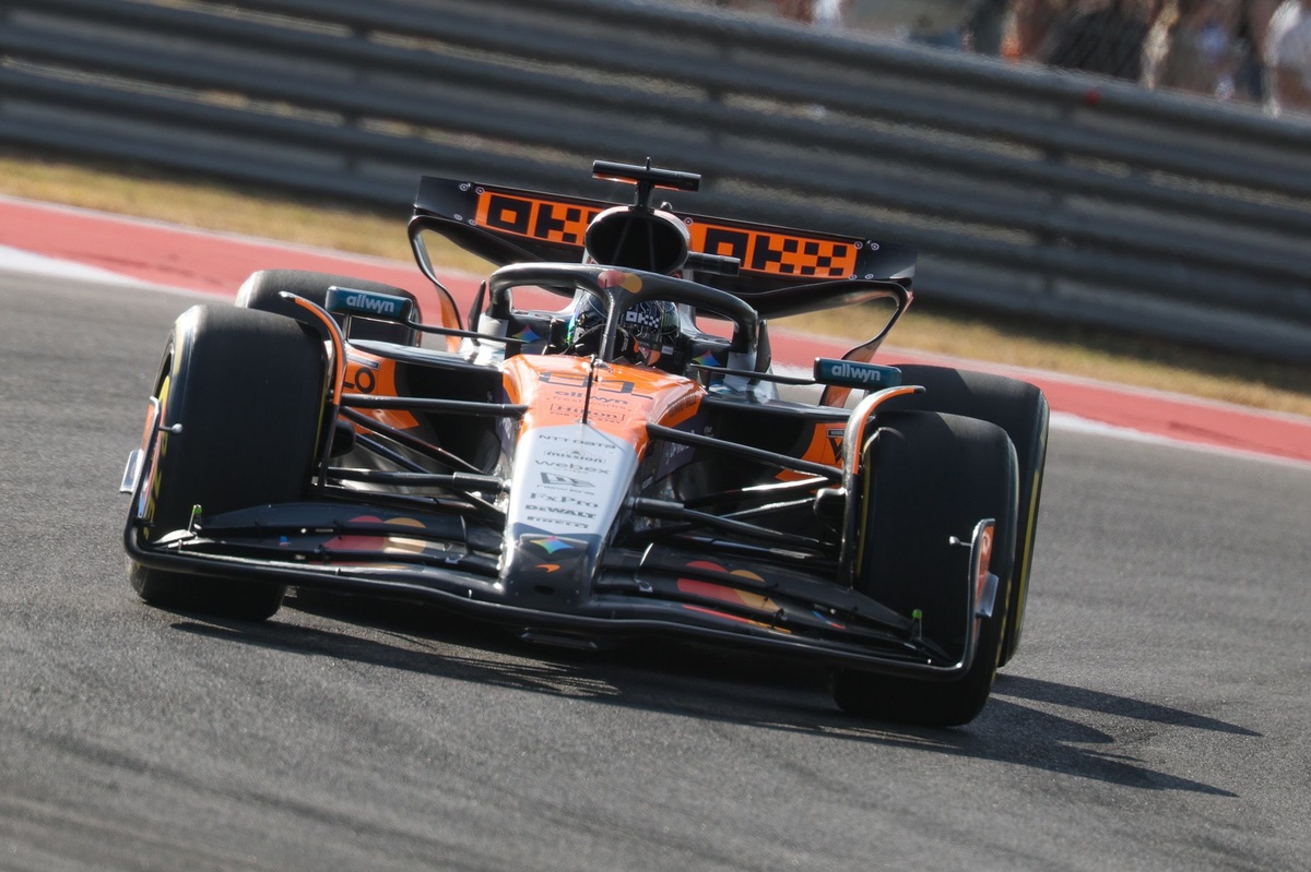 McLaren: “Piastri’nin zorlanmasının nedeni güven eksikliği ve pist şartları”