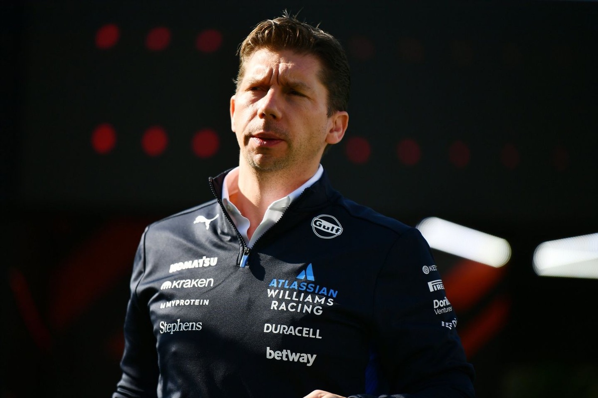 Vowles: “Albon ve Sainz için doğru kararları veremedik”