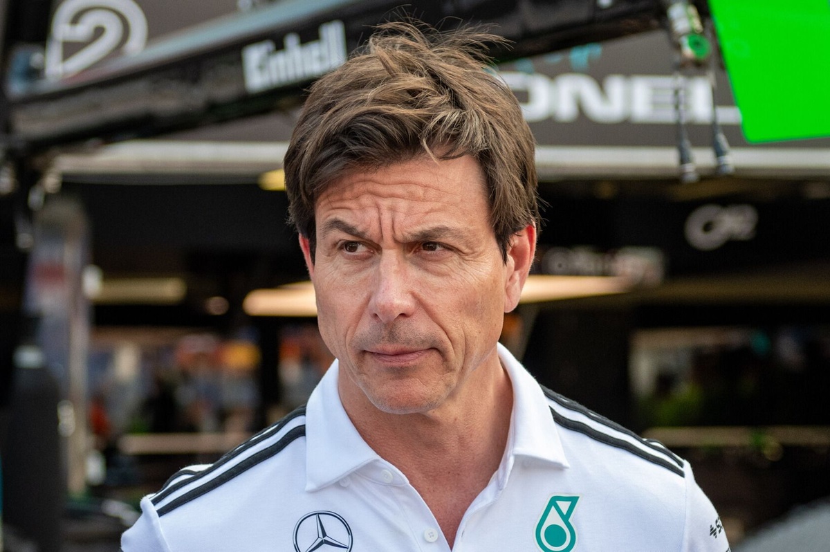 Wolff: “Mercedes’in şu an Verstappen’e ihtiyacı yok”