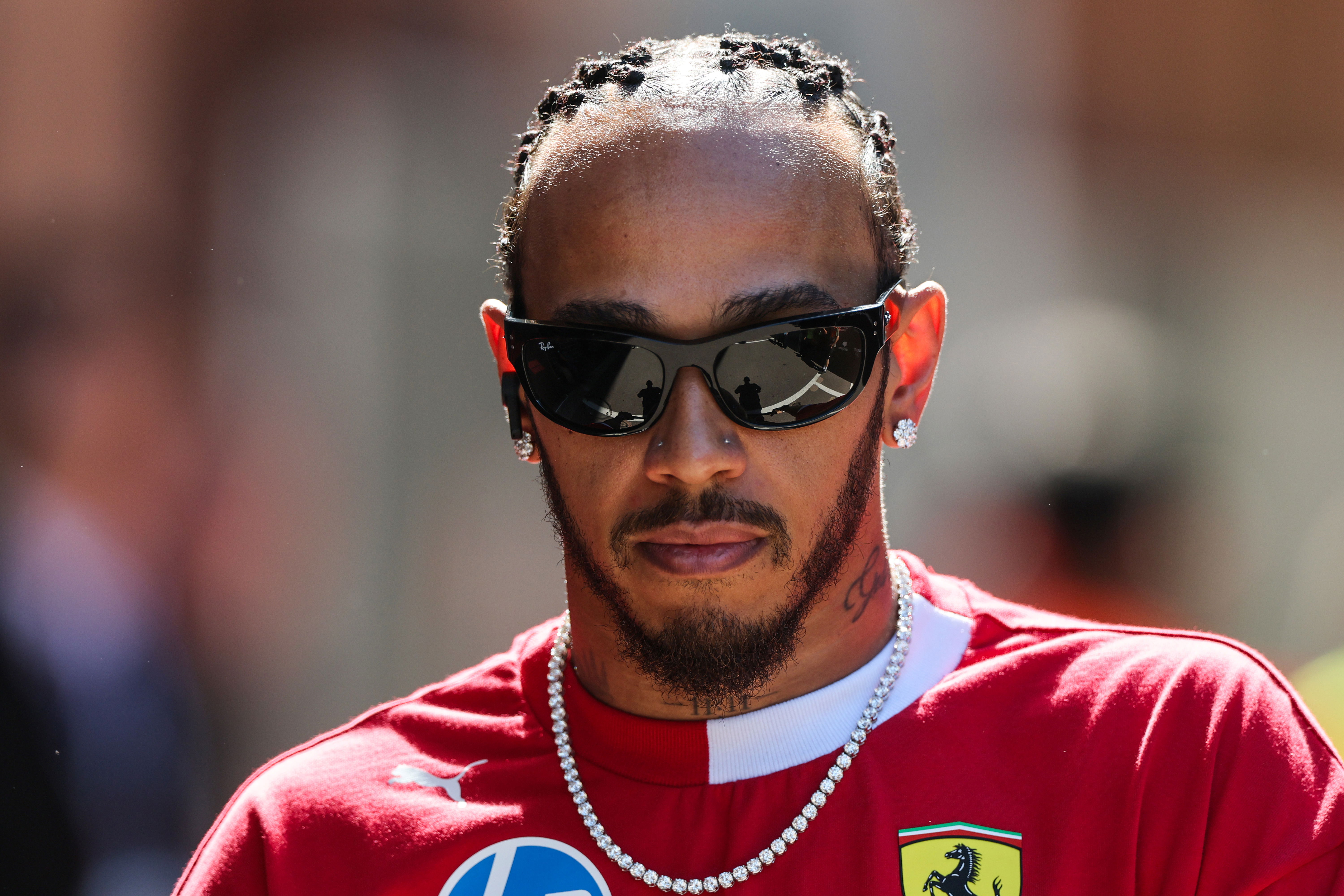 Lewis Hamilton pays touching tribute to “amazing friend” who cared for Roscoe