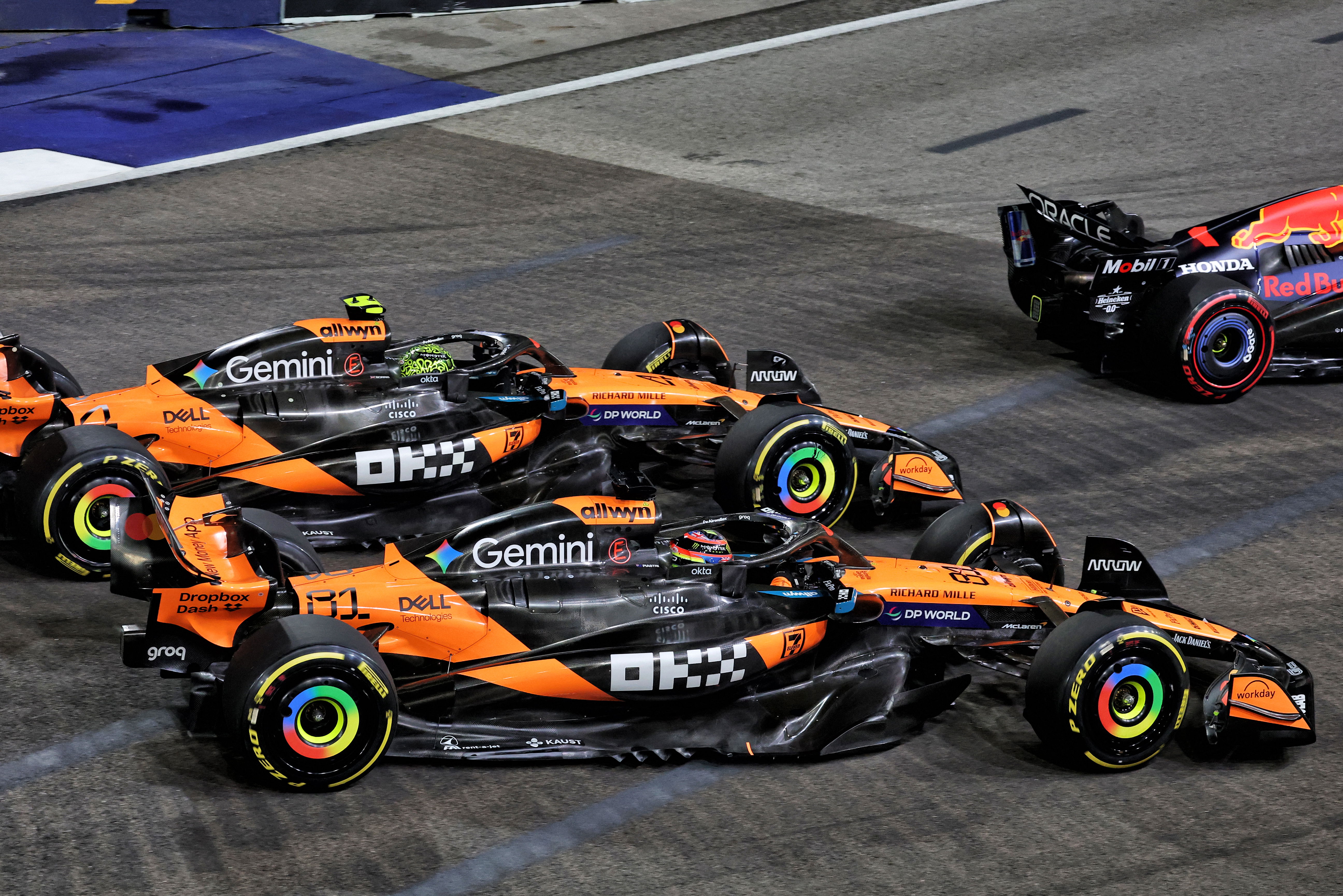 Oscar Piastri rages over Lando Norris clash in fiery team radio rant at F1 Singapore GP