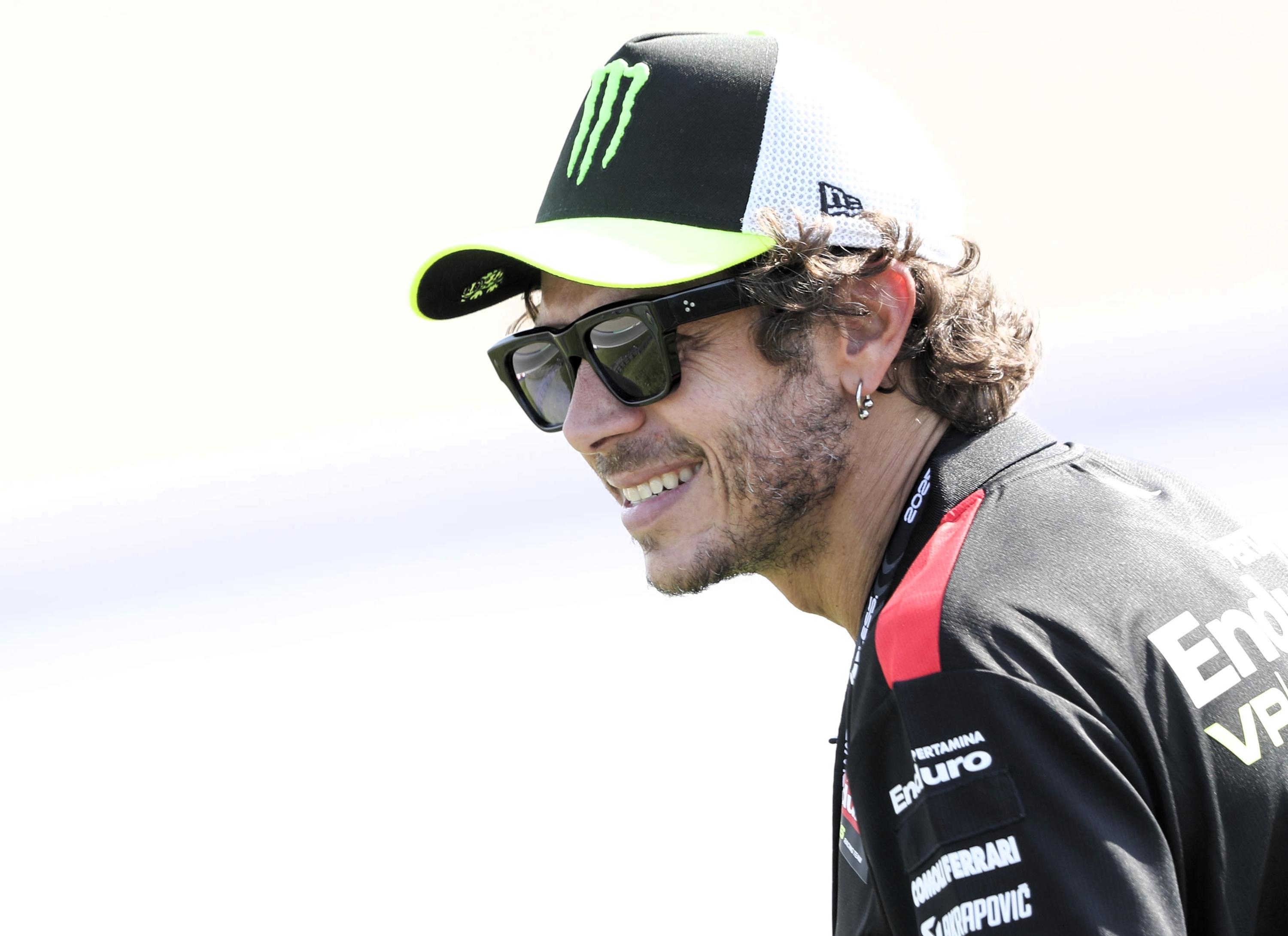 Six MotoGP riders to join Valentino Rossi for 100km of Champions dirt track battle