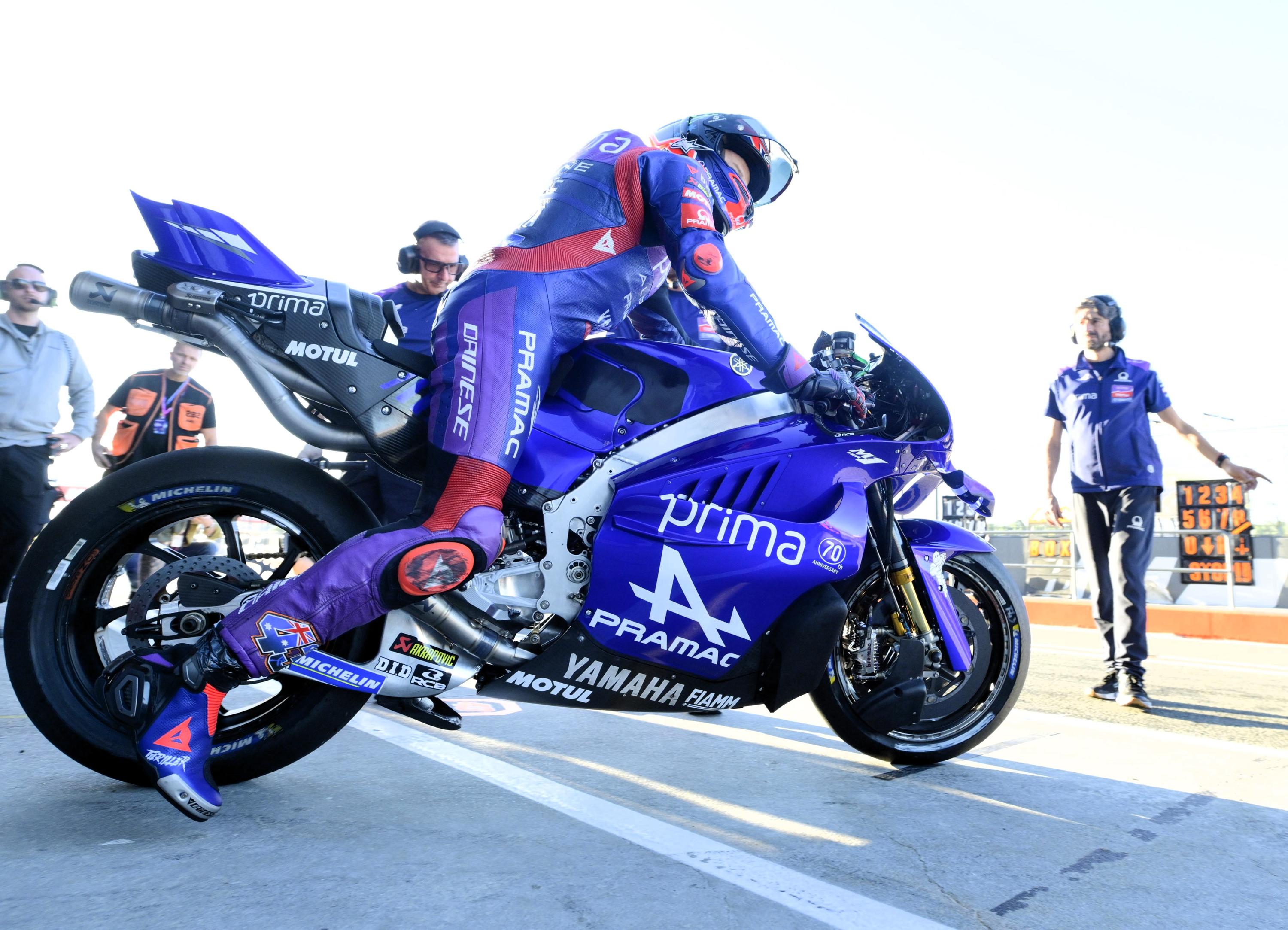 Jack Miller: Fabio Quartararo “did a scorching lap time already” on Yamaha V4 at Valencia MotoGP test
