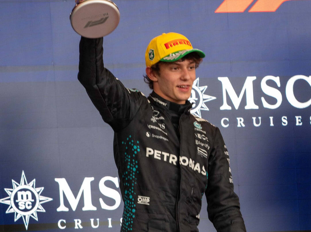 “Viel zu stressig”: Antonelli nach P2 über sein Duell mit Verstappen