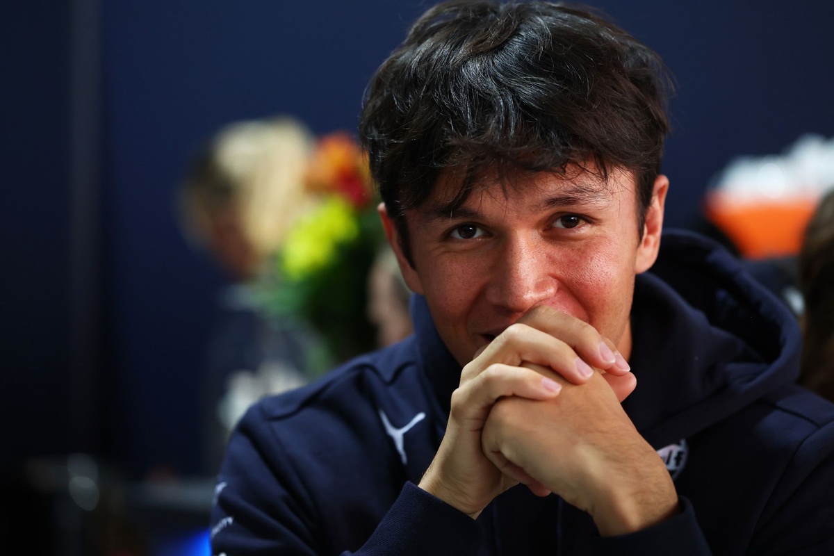 Albon: “Las Vegas’taki yarış boyunca telsizim yoktu, eski usul yarıştım”