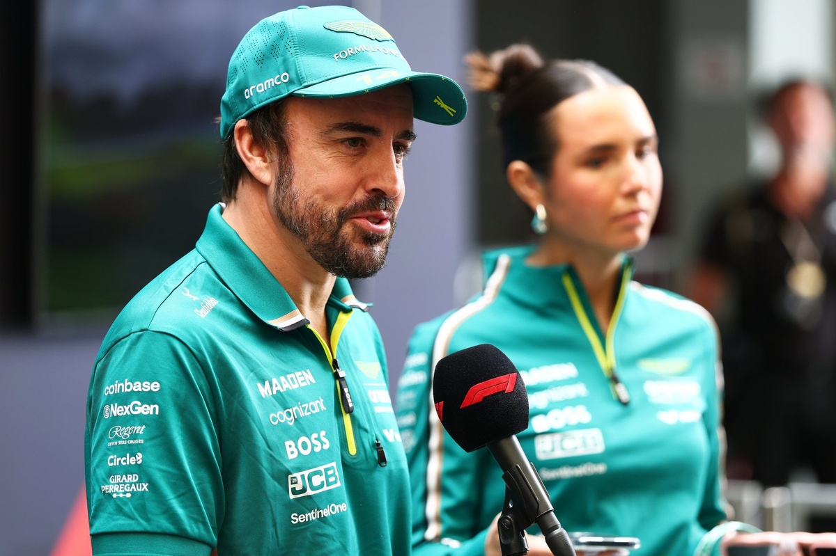 Alonso: “McLaren’daki durum 2007’den çok farklı, Dennis o dönem Raikkonen’e değil bana karşı yarıştı”