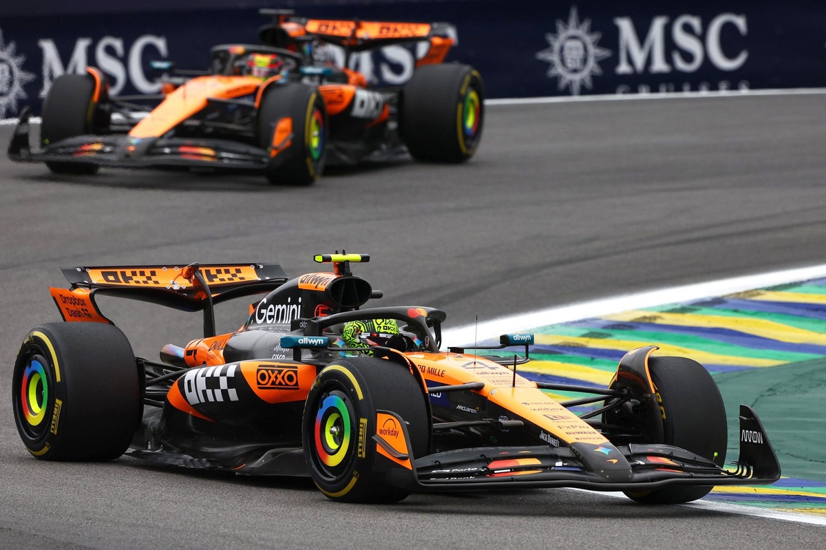 Brundle, McLaren’ı uyardı: “Las Vegas’taki koşullar bir sürpriz yapabilir” Brundle, McLaren’ı uyardı: “Las Vegas’taki koşullar bir sürpriz yapabilir”