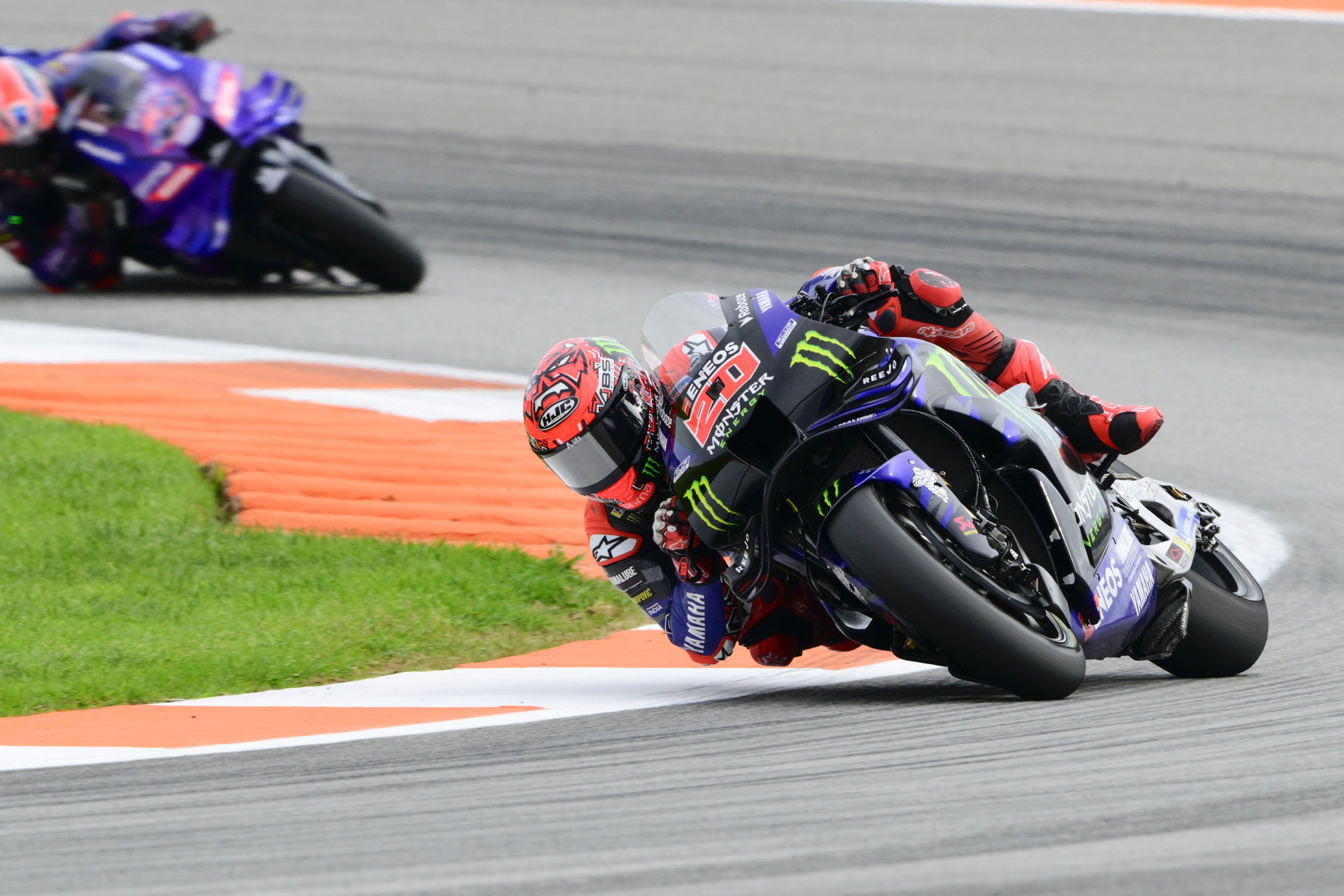 Fabio Quartararo could “attack” only once in Valencia MotoGP Sprint Fabio Quartararo could “attack” only once in Valencia MotoGP Sprint