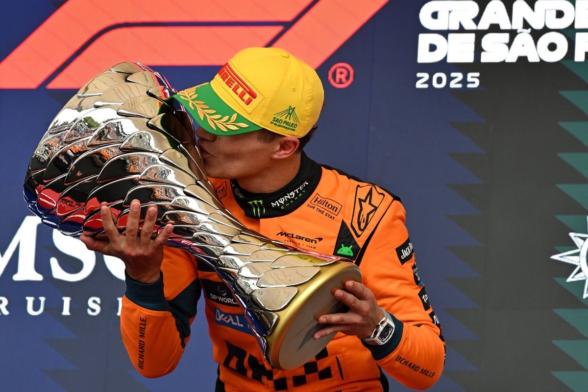 Jacques, Norris için: “Geçen sezon telsizden sürekli ‘Max nerede?’ diye soruyordu. Şimdiyse baskı altında çok daha sakin”