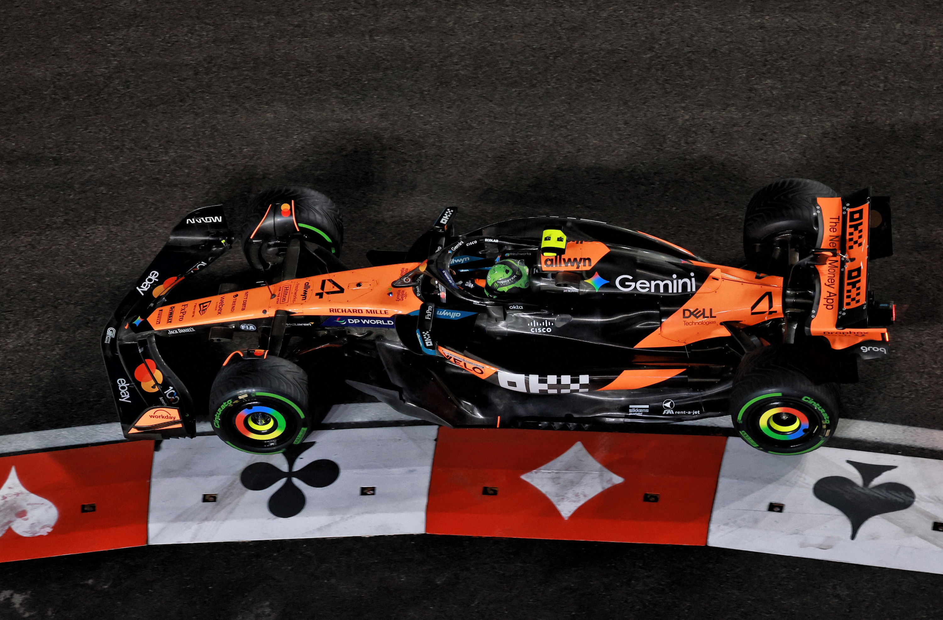 2025 F1 Las Vegas Grand Prix: Race LIVE – Norris eyeing a third straight win for pole