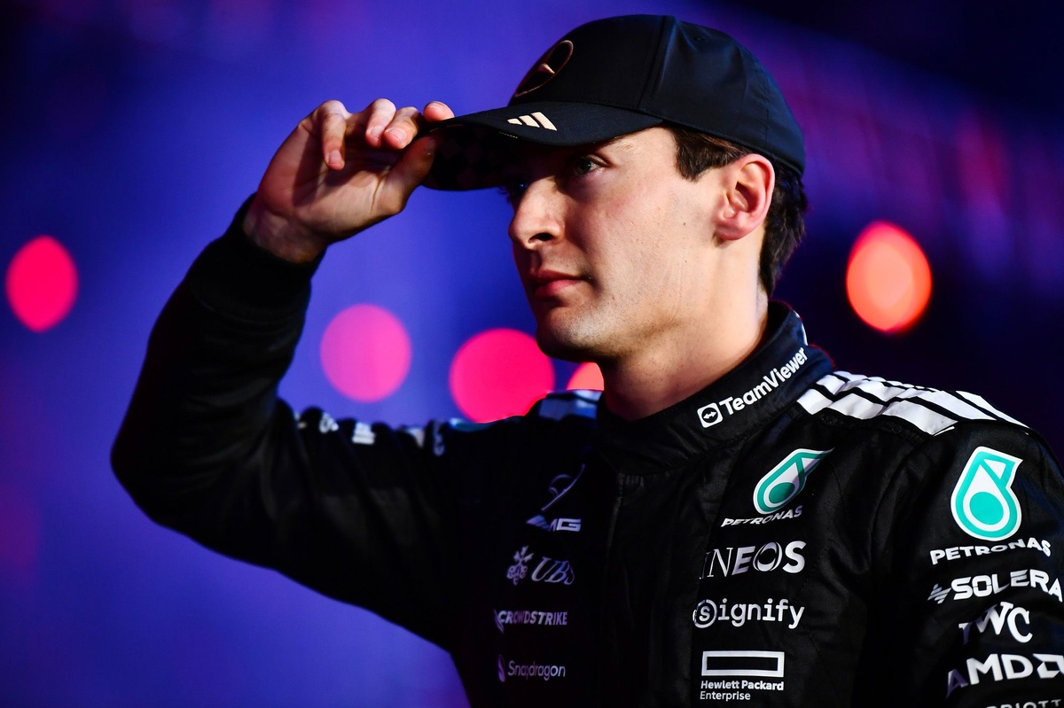 Russell: “Direksiyon arızası Las Vegas galibiyet şansımı bitirdi” Russell: “Direksiyon arızası Las Vegas galibiyet şansımı bitirdi”