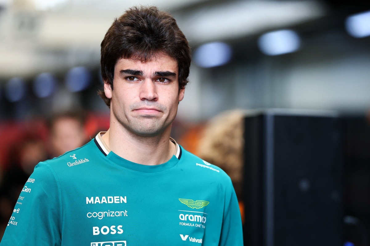 Stroll: “Emekli olmayacağım, bunları kim çıkarıyor bilmiyorum” Stroll: “Emekli olmayacağım, bunları kim çıkarıyor bilmiyorum”