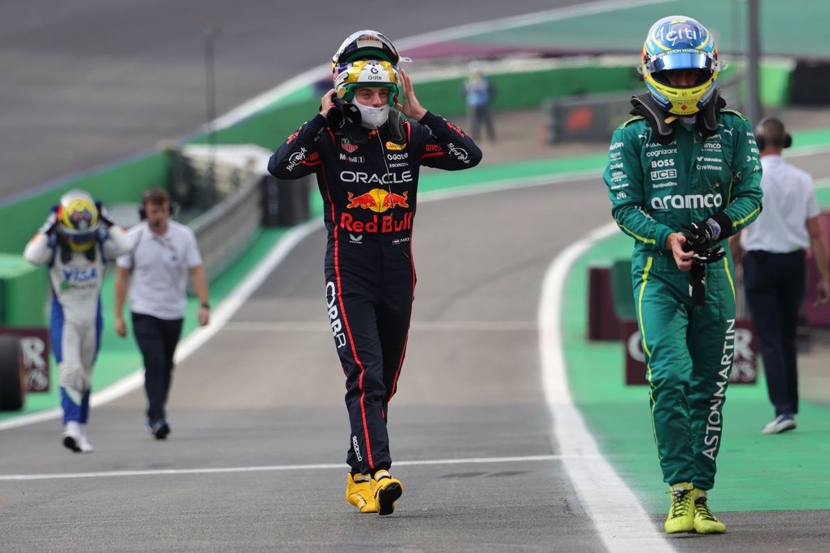 Verstappen: “Aracın yol tutuşu çok zayıftı” Verstappen: “Aracın yol tutuşu çok zayıftı”