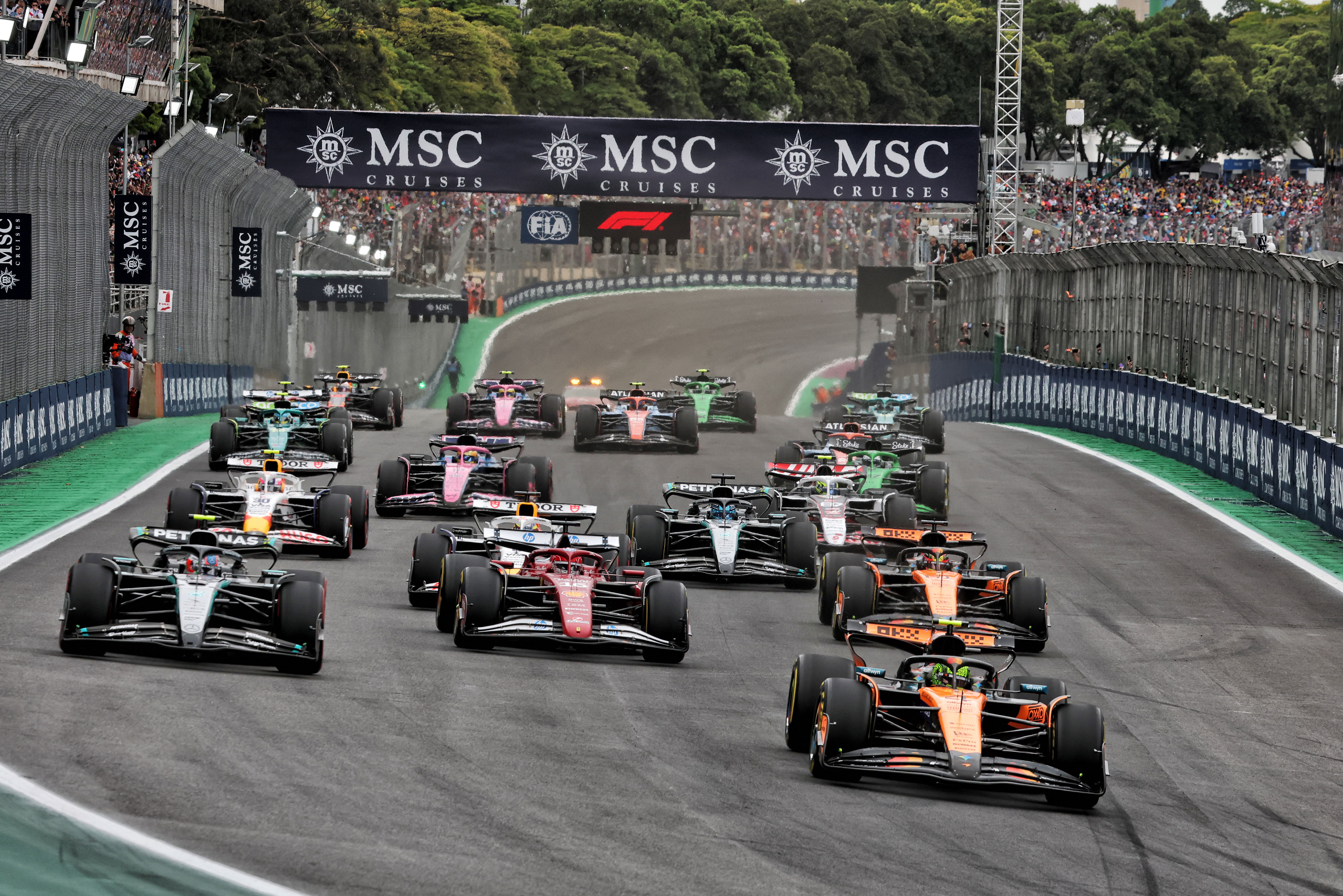 2025 F1 São Paulo GP LIVE – Lando Norris on pole with title rivals on back foot 2025 F1 São Paulo GP LIVE – Lando Norris on pole with title rivals on back foot