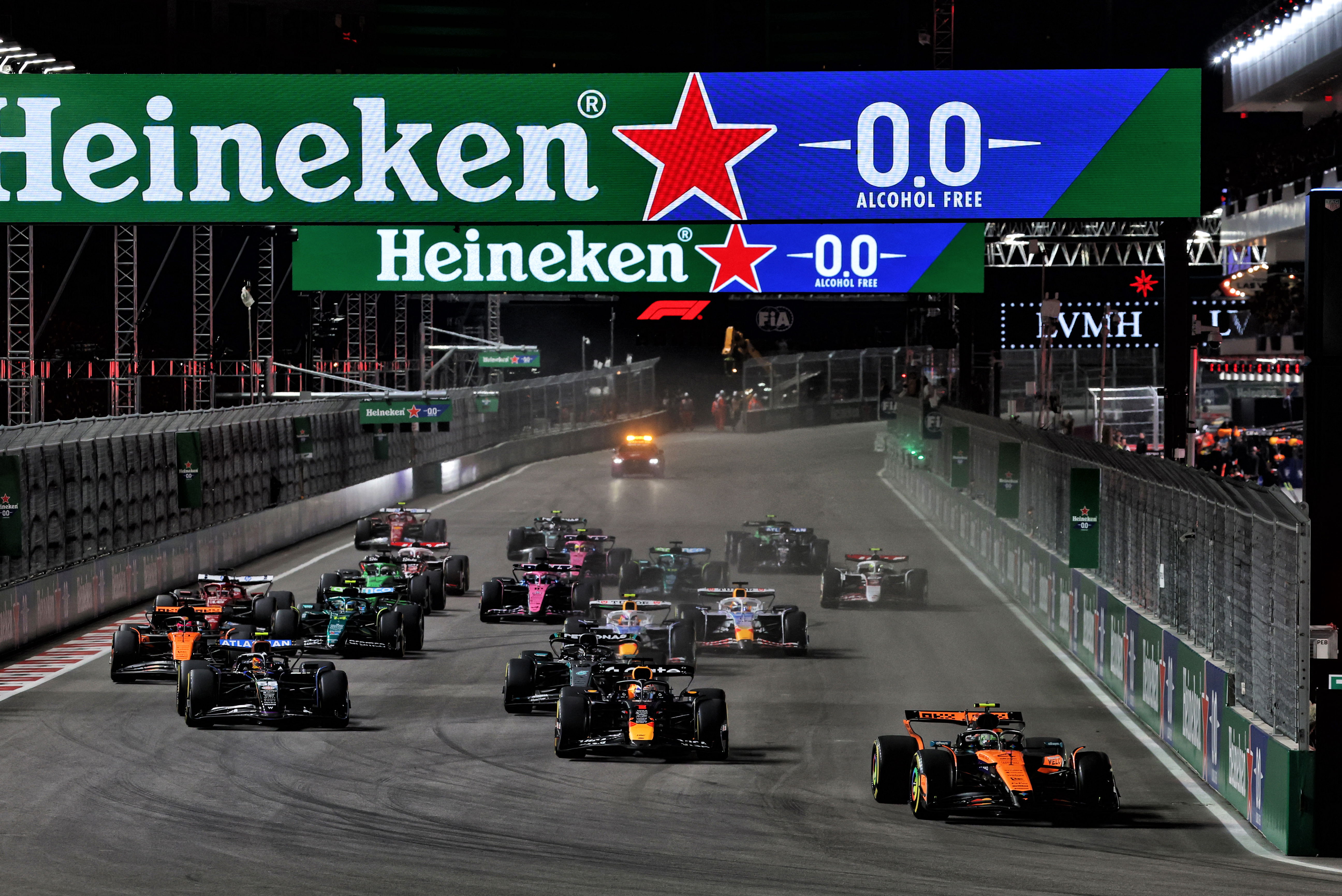 2025 F1 Las Vegas Grand Prix: As it happened – Verstappen hits the jackpot, Norris extends lead