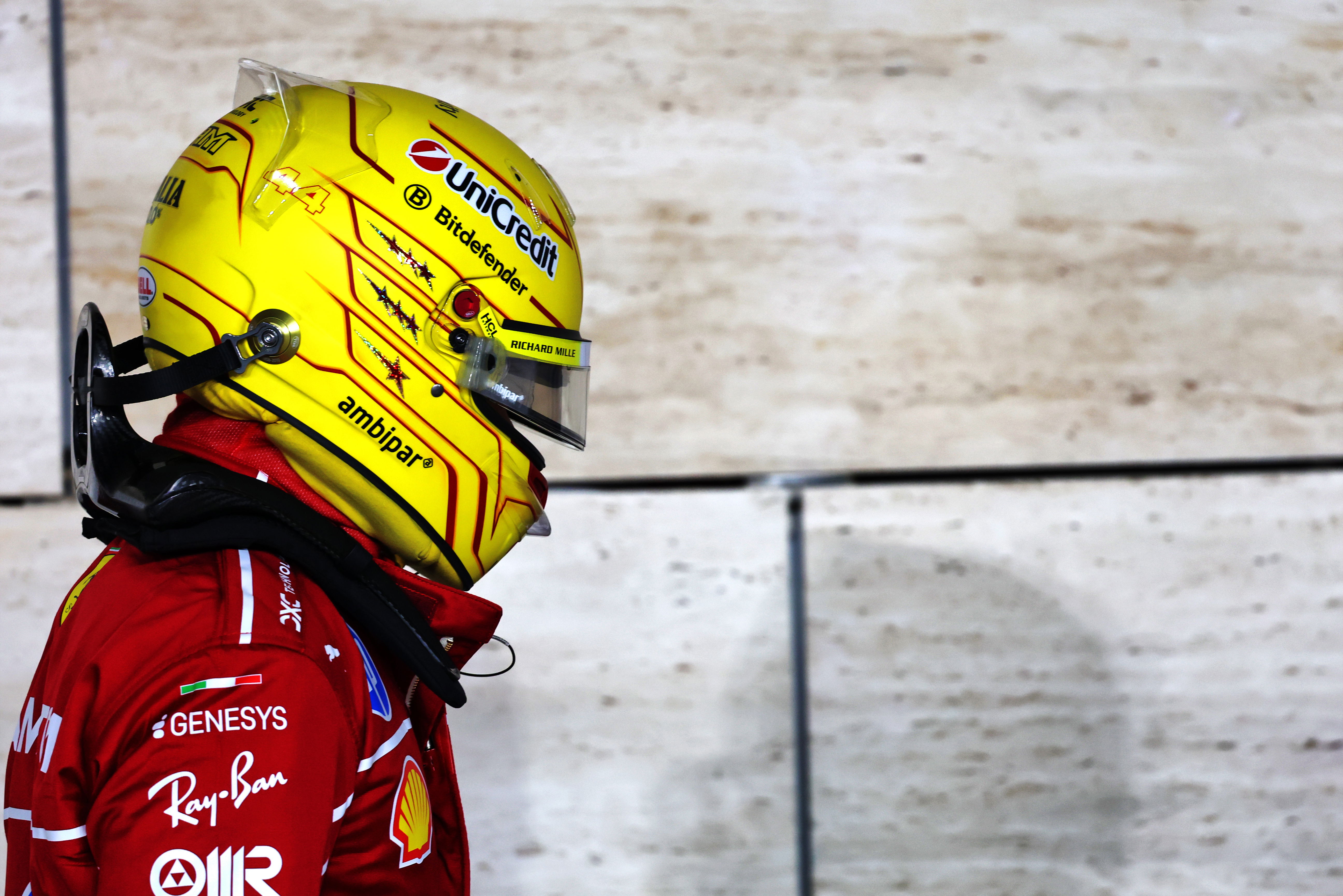 Lewis Hamilton joins unwanted Ferrari club after F1 qualifying shocker