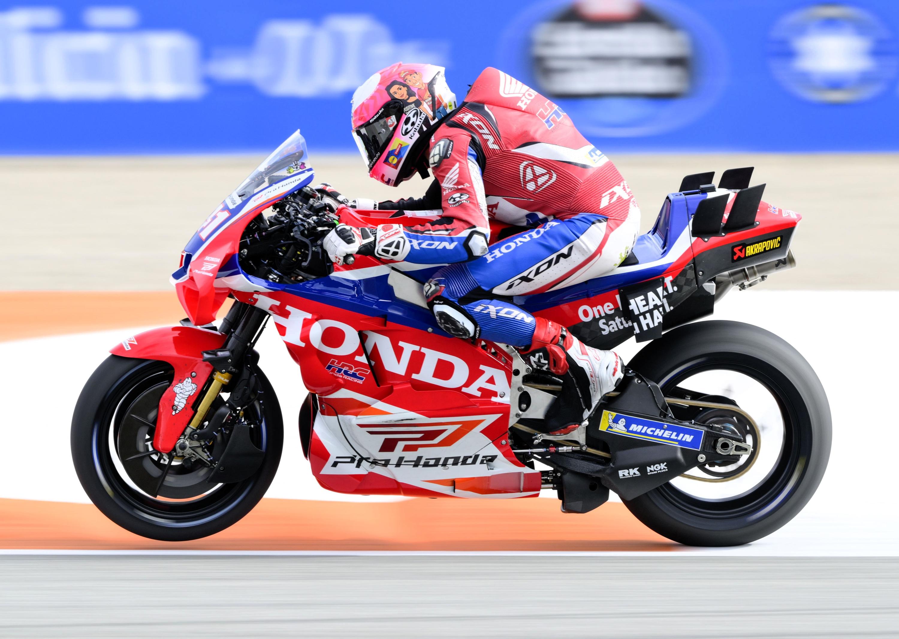 Aleix Espargaro on Honda’s MotoGP development plans: “Taka will take care of the 850cc first”