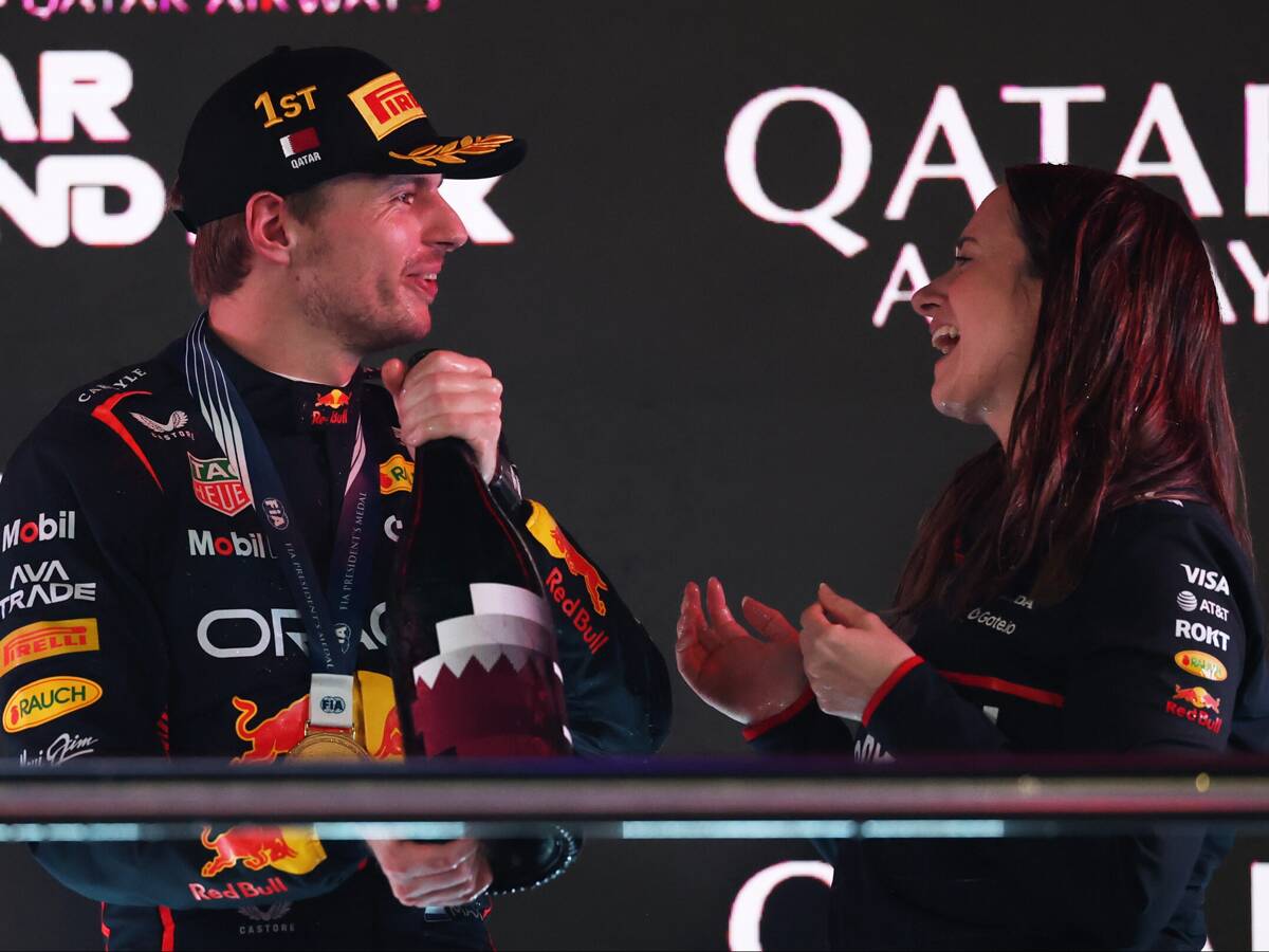 Für Red Bull war klar: Gibt es in Runde 7 ein Safety-Car, ist ein Stopp Pflicht! Für Red Bull war klar: Gibt es in Runde 7 ein Safety-Car, ist ein Stopp Pflicht!