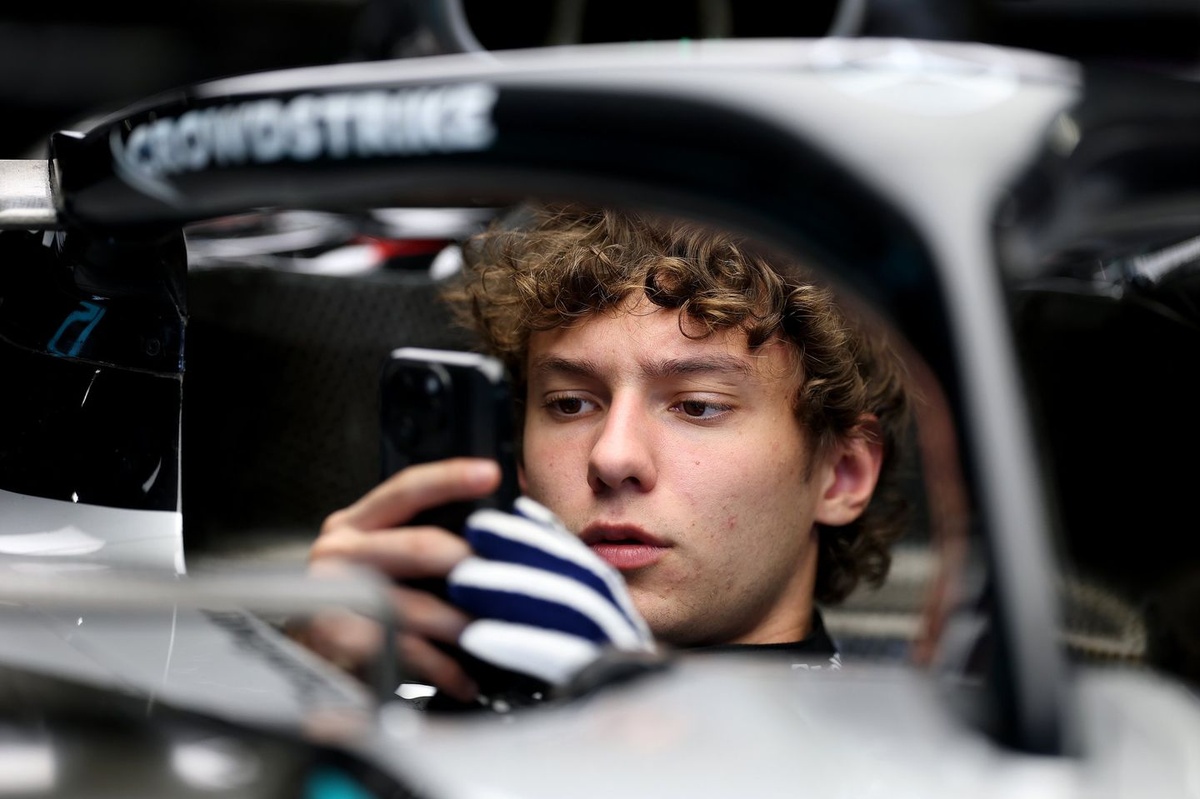 Antonelli: “Mercedes’teki süspansiyon değişikliği 2-3 ayıma mâl oldu” Antonelli: “Mercedes’teki süspansiyon değişikliği 2-3 ayıma mâl oldu”