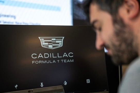 Cadillac, ilk Formula 1 aracının renk düzenini Super Bowl reklamında tanıtacak