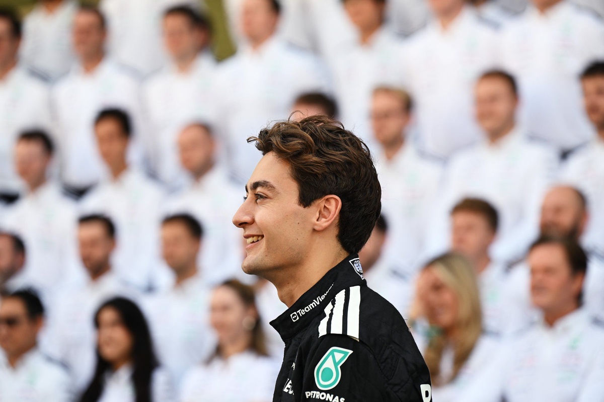 Wolff: “George Russell’a sahip olduğumuz için şanslıyız”