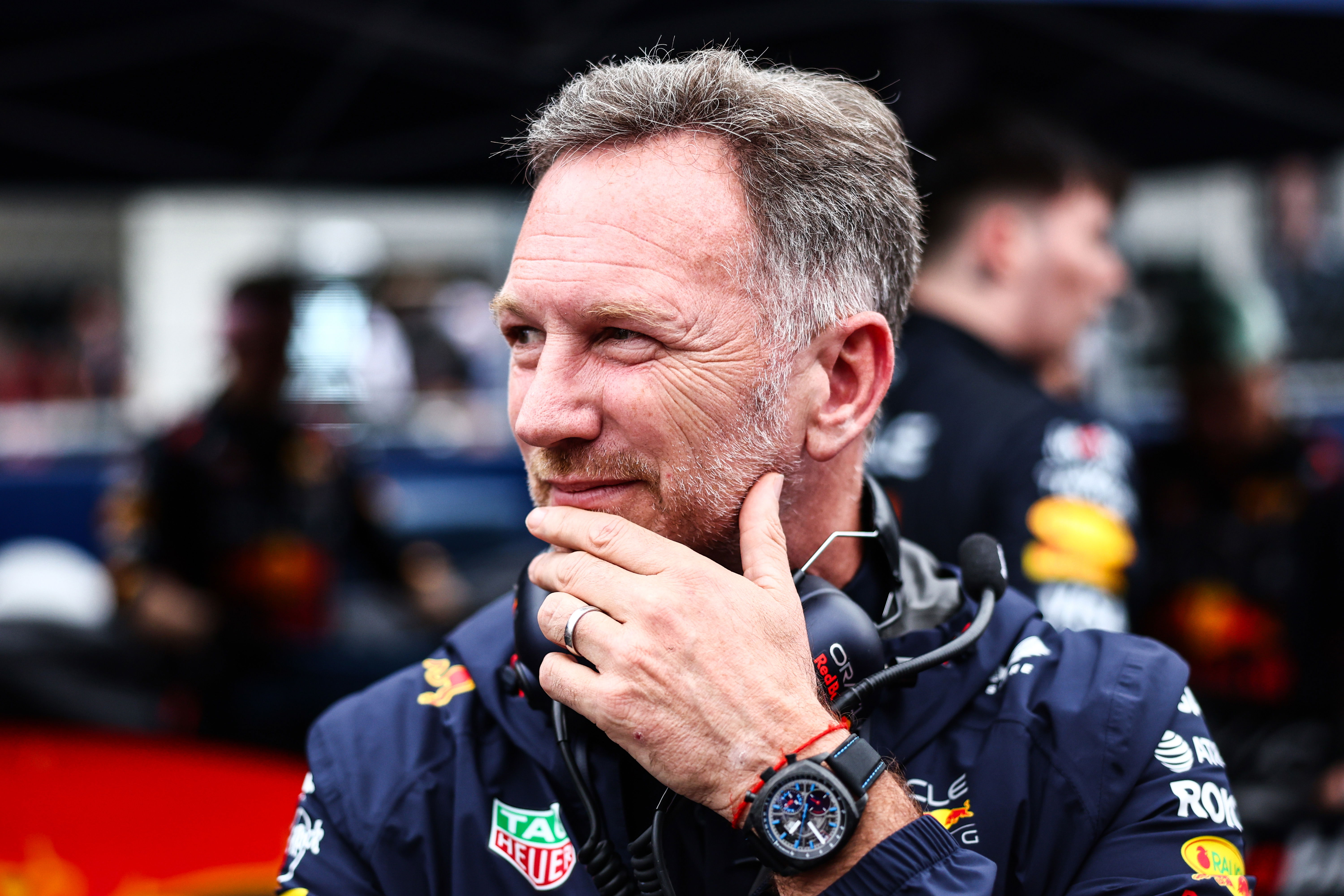 Christian Horner in talks to buy stake in F1 team as he eyes return