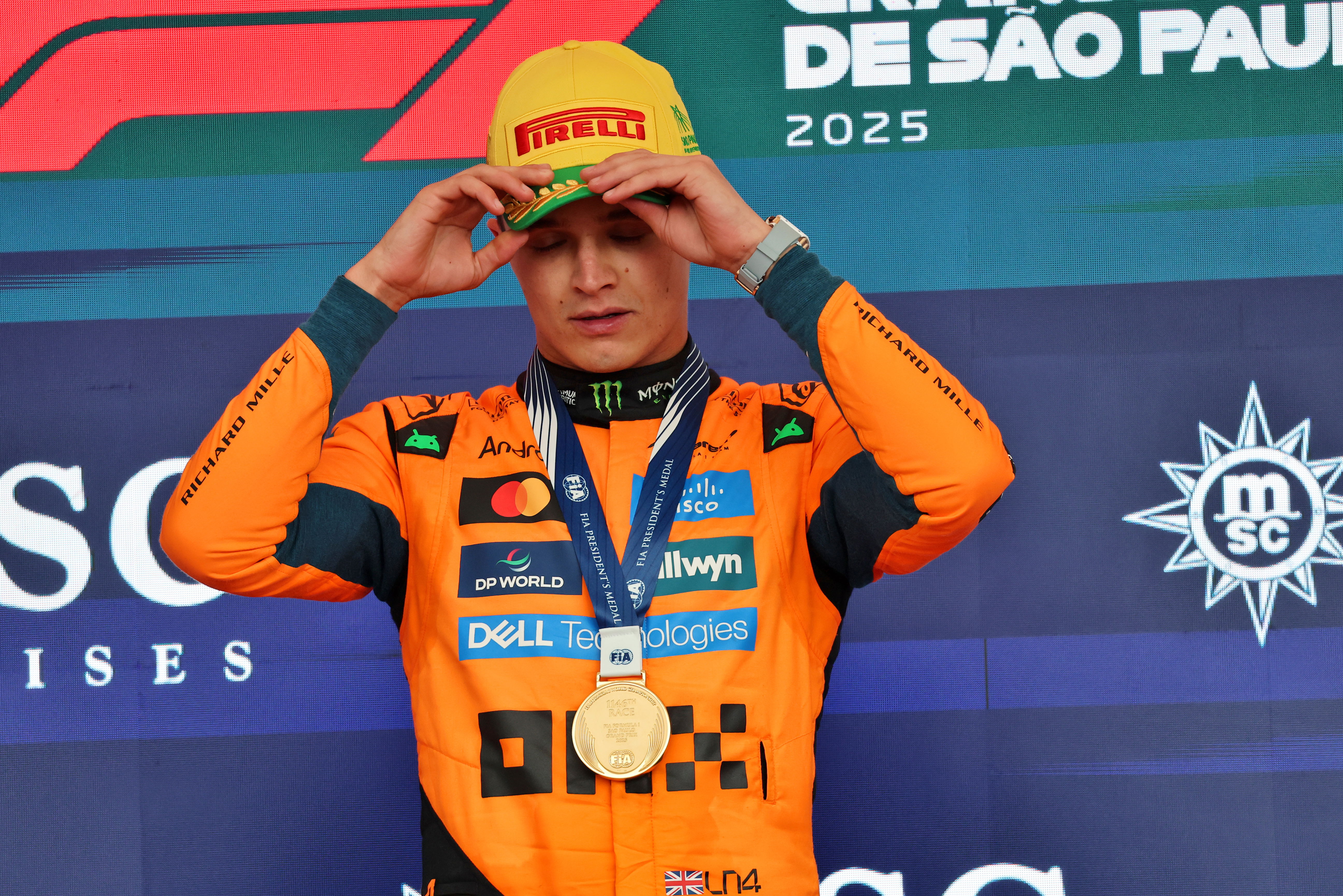 Jacques Villeneuve scolds ‘embarrassing’ booing of F1 champion Lando Norris Jacques Villeneuve scolds ‘embarrassing’ booing of F1 champion Lando Norris