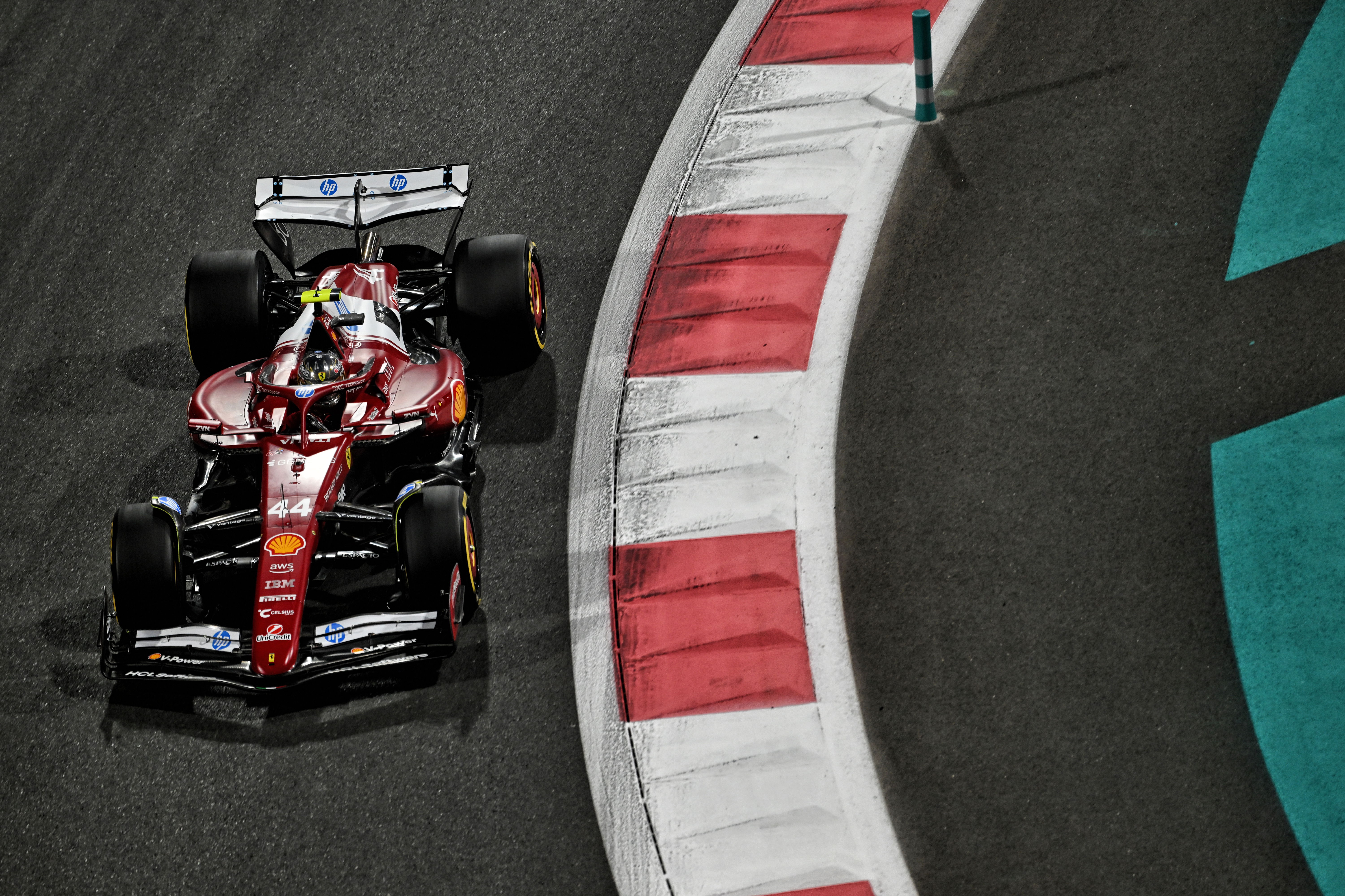 Lewis Hamilton makes surprising “potential” claim after tricky Friday in Abu Dhabi Lewis Hamilton makes surprising “potential” claim after tricky Friday in Abu Dhabi