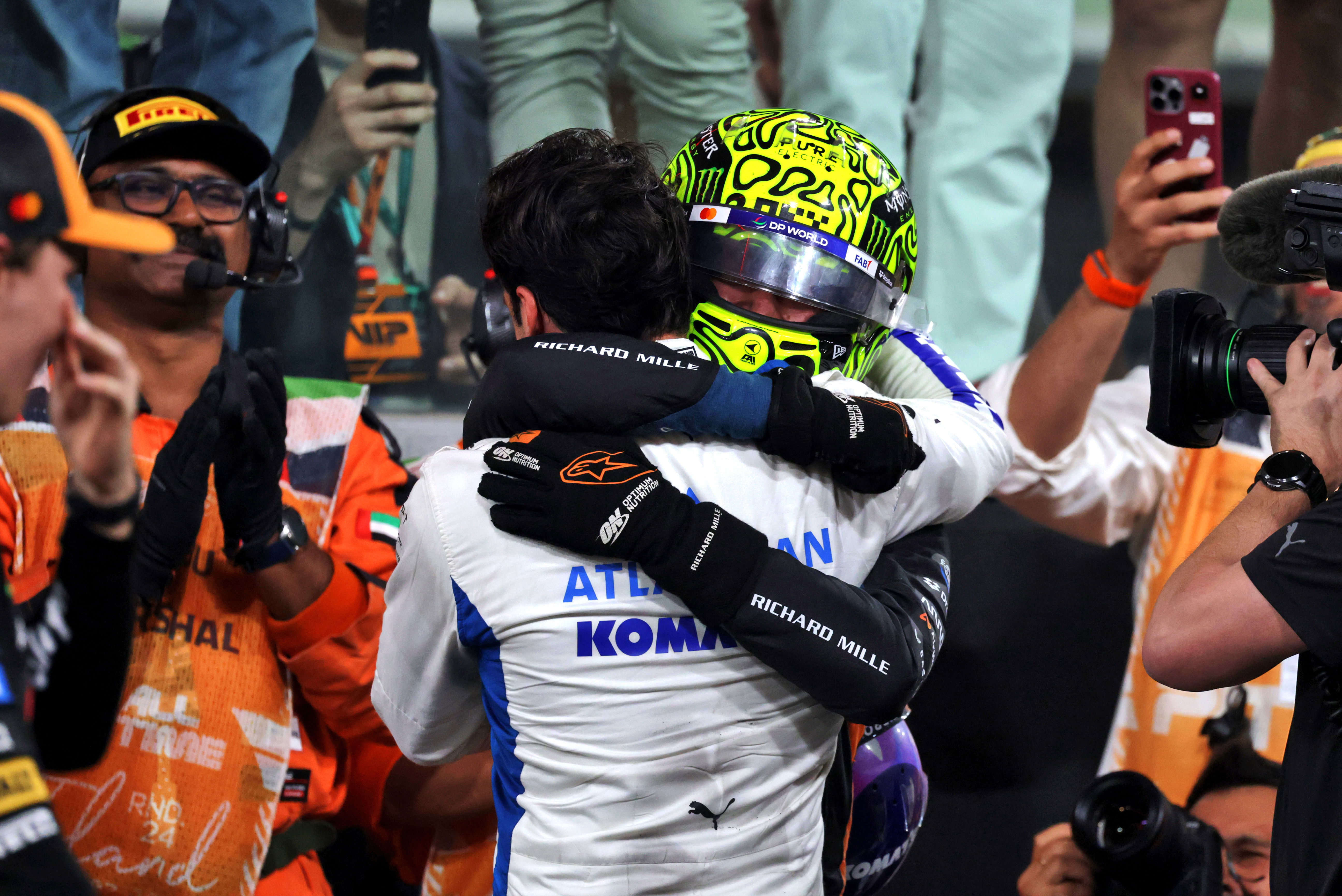 Carlos Sainz: Lando Norris shows you can win F1 title without being a “badass” Carlos Sainz: Lando Norris shows you can win F1 title without being a “badass”