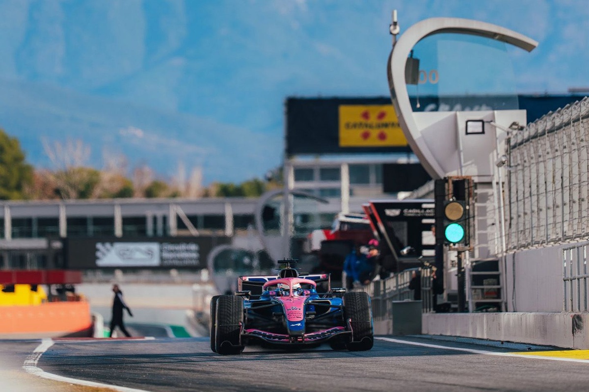 2026 Barselona testi 3. gün: Sabah seansında Colapinto lider, McLaren ilk kez pistte, Audi yolda kaldı