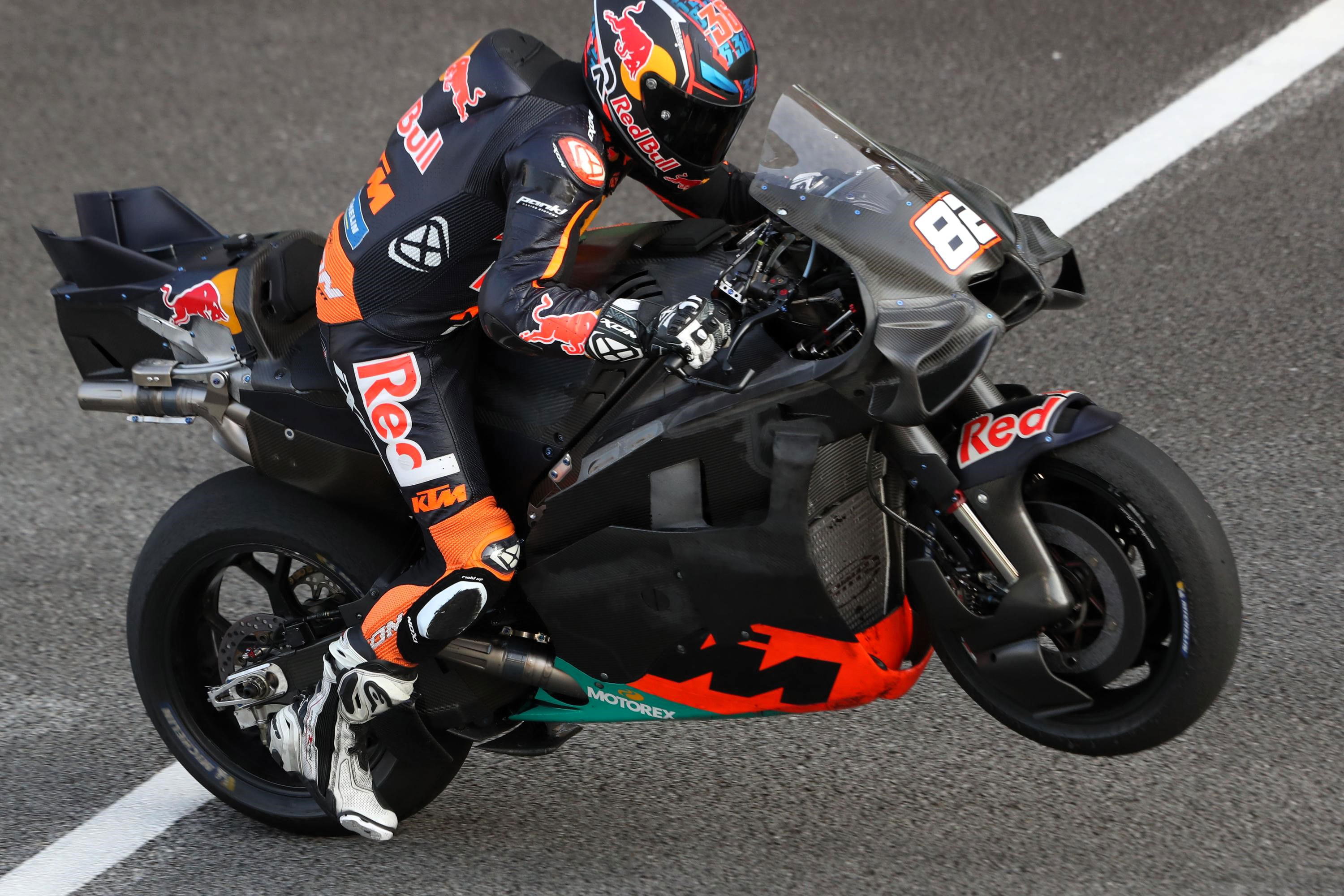 Is KTM’s Mika Kallio testing in ‘850cc spec’ at the Sepang MotoGP Shakedown?