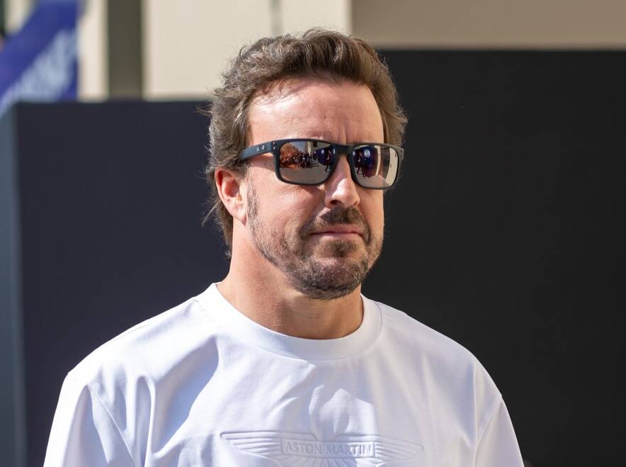 Fernando Alonso zeigt Stil: Ausfahrt im ultra-seltenen Mercedes-Hypercar